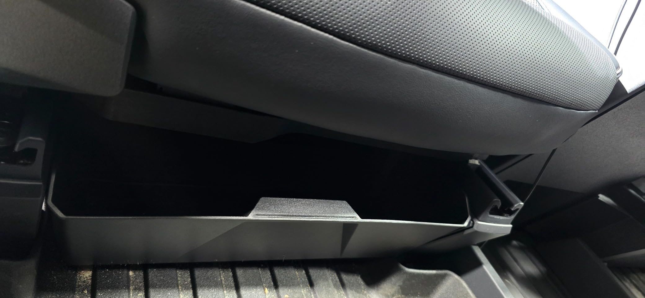 2-Piece Front Under Seat Storage for 2024-2026 Tesla Cybertruck | Fit 2024-2026 Tesla Cybertruck Accessories AWD(Dual Motor/Premium)/Cyberbeast, 2PCS Underseat Organizer with silicone Mats customer photo 1