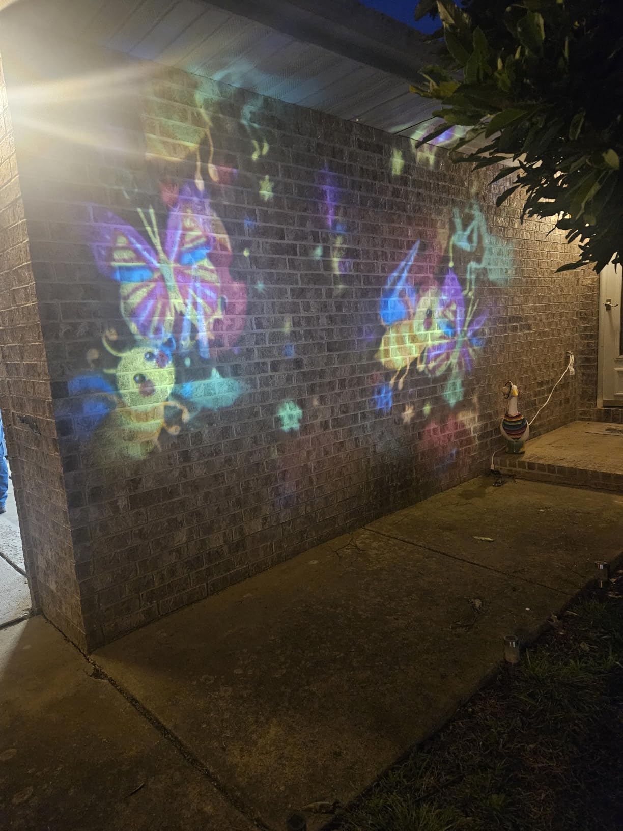 Toodour Halloween Projector Lights Outdoor, Double Head Dynamic Halloween Lights Projector with Timer customer photo 1