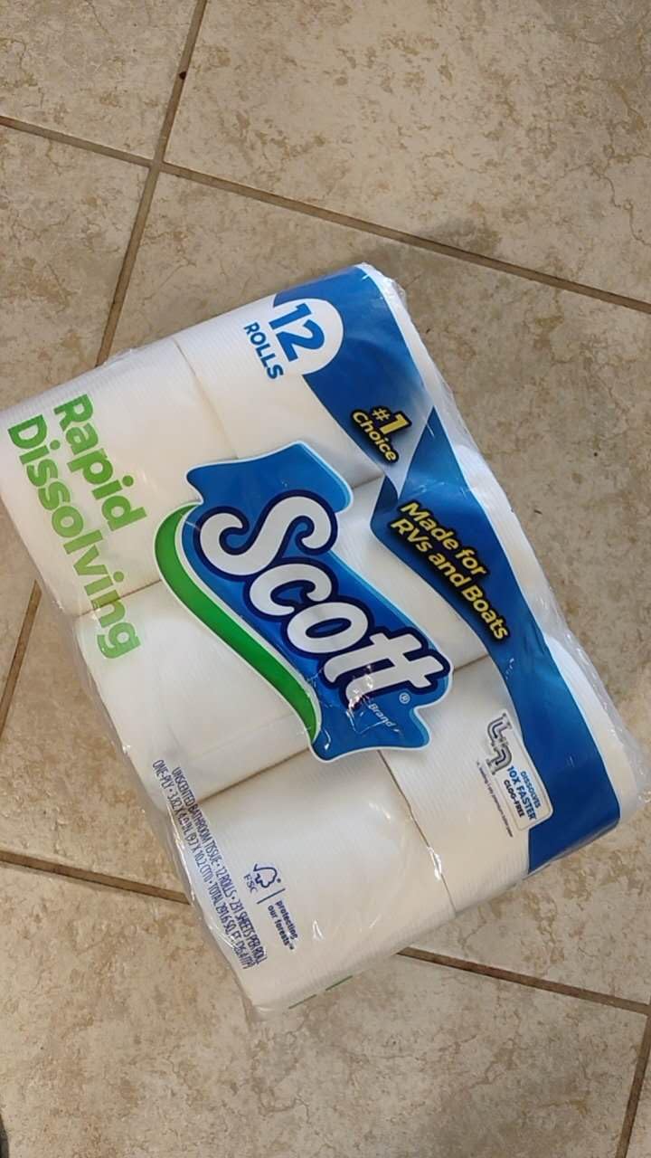 Scott Rapid-Dissolving Toilet Paper, 12 Double Rolls, 231 Sheets per Roll customer photo 1