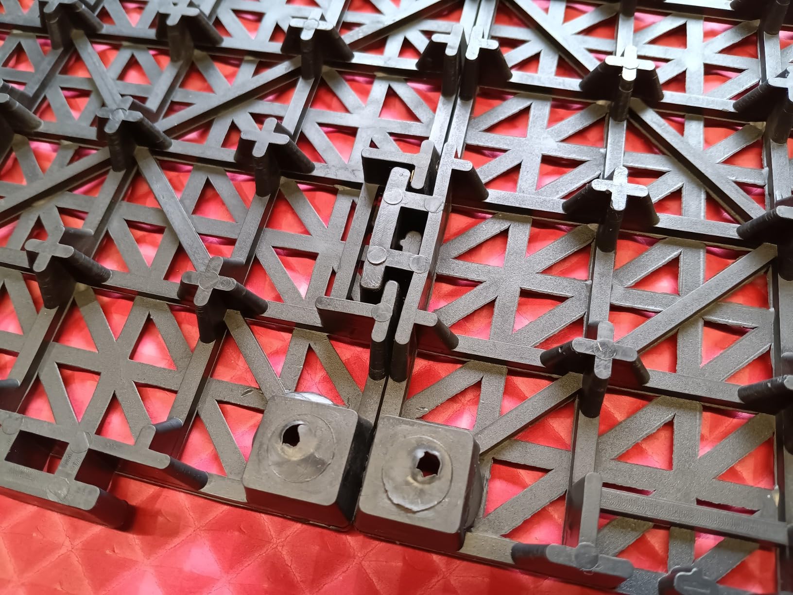 12Pcs Drainage Interlocking Floor Tiles 11.8