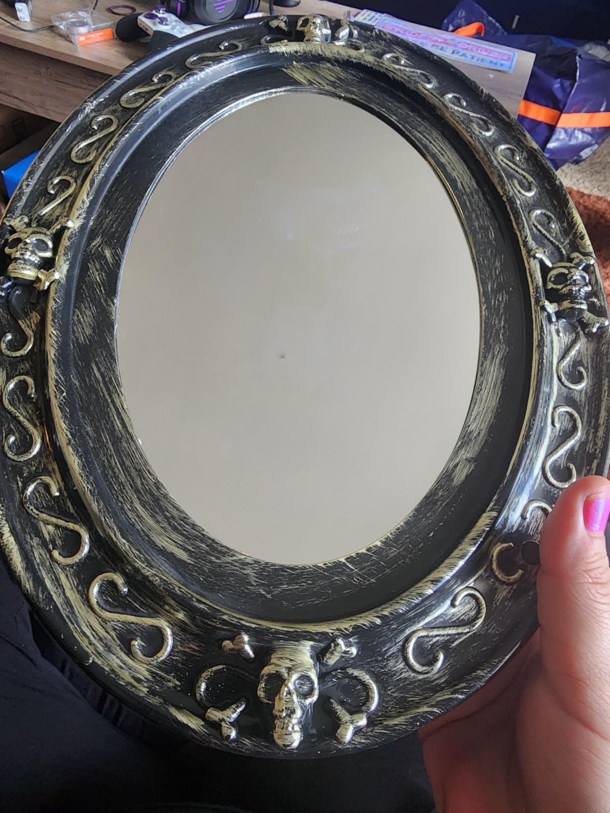 TURNMEON Halloween Animatronic Talking Haunted Mirror Decorations Outdoor | Motion & Light Sensor Activated, Creepy Sounds & Glow, Wall Mounted, Indoor/Haunted House Decor, Magic Mirror Horror Prop customer photo 1