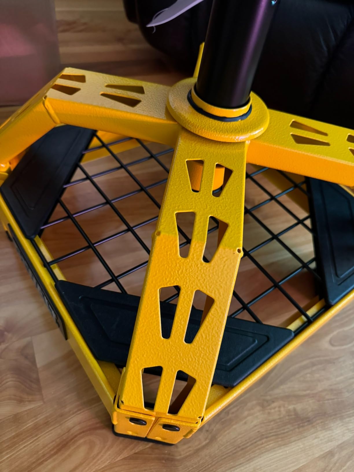 DEWALT Heavy-Duty Metal Rolling Stool for Shop or Garage, Padded 360-degree Swivel Seat, Durable Steel Frame, Adjustable customer photo 1