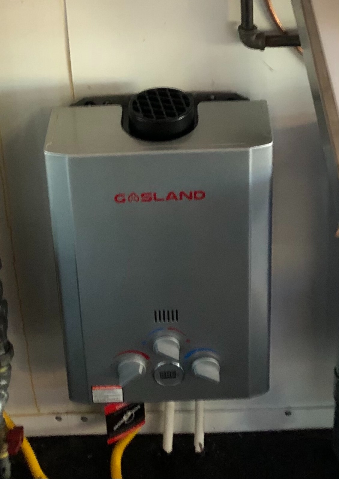 GASLAND Goshower 2.64GPM Outdoor Propane Tankless Water Heater 10L, Compact Portable Hot Water heater with Pump & Pipe Strainer for Off Grid, Portable Camping Water Heater, 68,000 BTU, G10 Pro customer photo 2