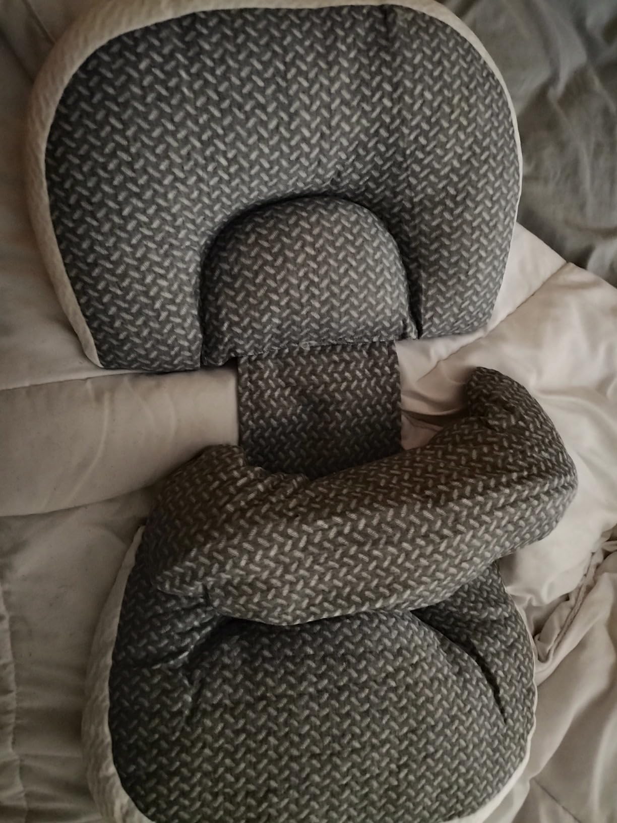 Chilling Home Portable Pregnancy Pillow, W Shaped Pregnancy Wedge Pillow | Maternity Pillow for Pregnant Women, Pregnancy Pillows for Sleeping, Body Pillow Support for Back, Belly, Waist, Grey customer photo 2