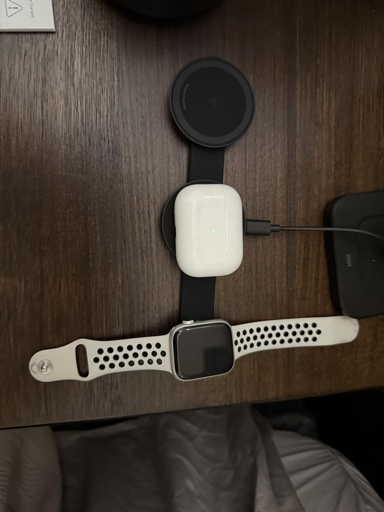 Anker MagGo UFO 3-in-1 MagSafe Compatible Qi2 15W Charging Station | Foldable Travel Design, Wireless Pad for iPhone 17/16 Series, AirPods, Apple Watch, and More (Not a Power Bank) customer photo 2