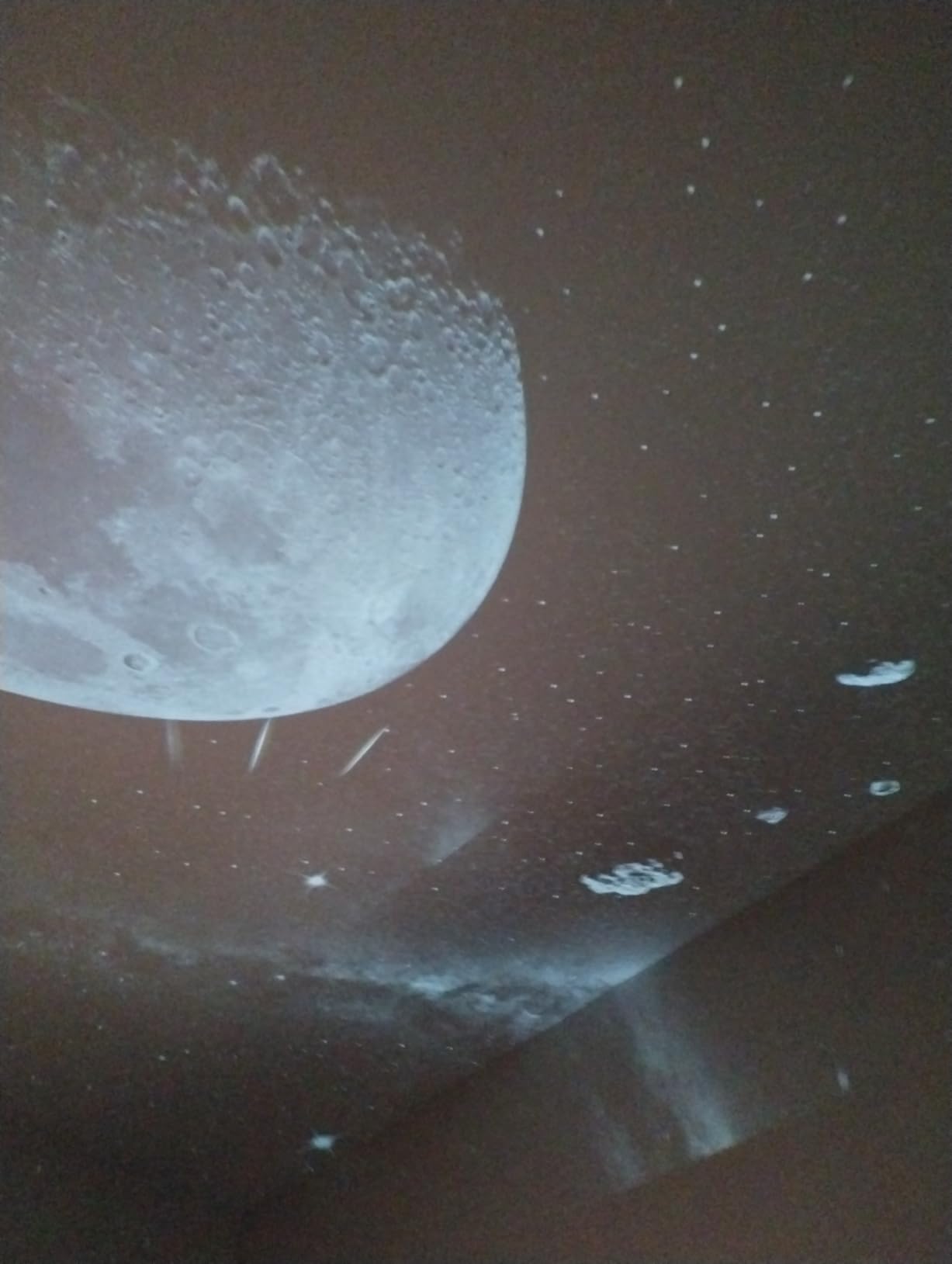 Galaxy Projector, Star Projector Home Planetarium with 5K HD 1 Disc | Dynamic Meteor Effect, Ambient Light Strip, Auto Timer, Expandable Slides, Bedroom Night Light customer photo 1