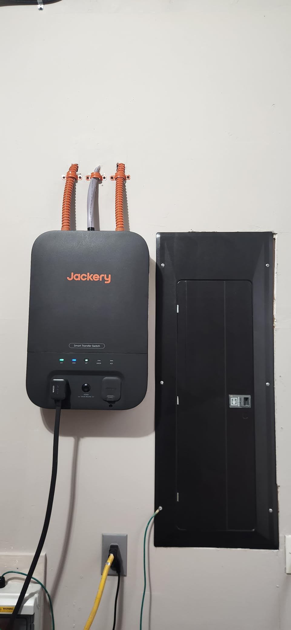 Jackery Solar Generator 5000 Plus Portable Power Station, 5040Wh LiFePO4, 7200W 120V/240V AC Output, Expandable to 60kWh, Essential Home Backup for Power Outages (Solar Panel Optional) customer photo 2