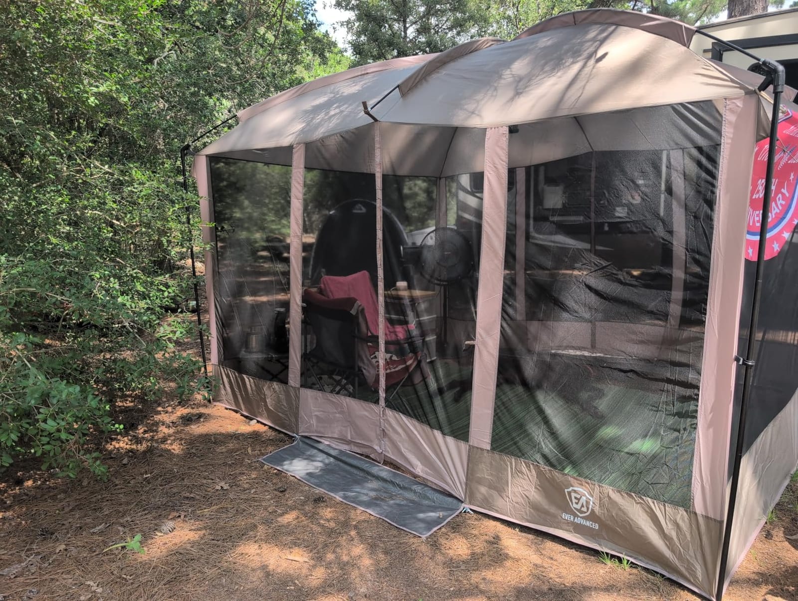 EVER ADVANCED Magnetic Screen House Room 11x9ft, Hands-Free Entry, Screenhouse with Sun Protection for Camping&Picnic, 11x9ft Camping Tent Canopy Shelter with Mesh, Brown customer photo 1
