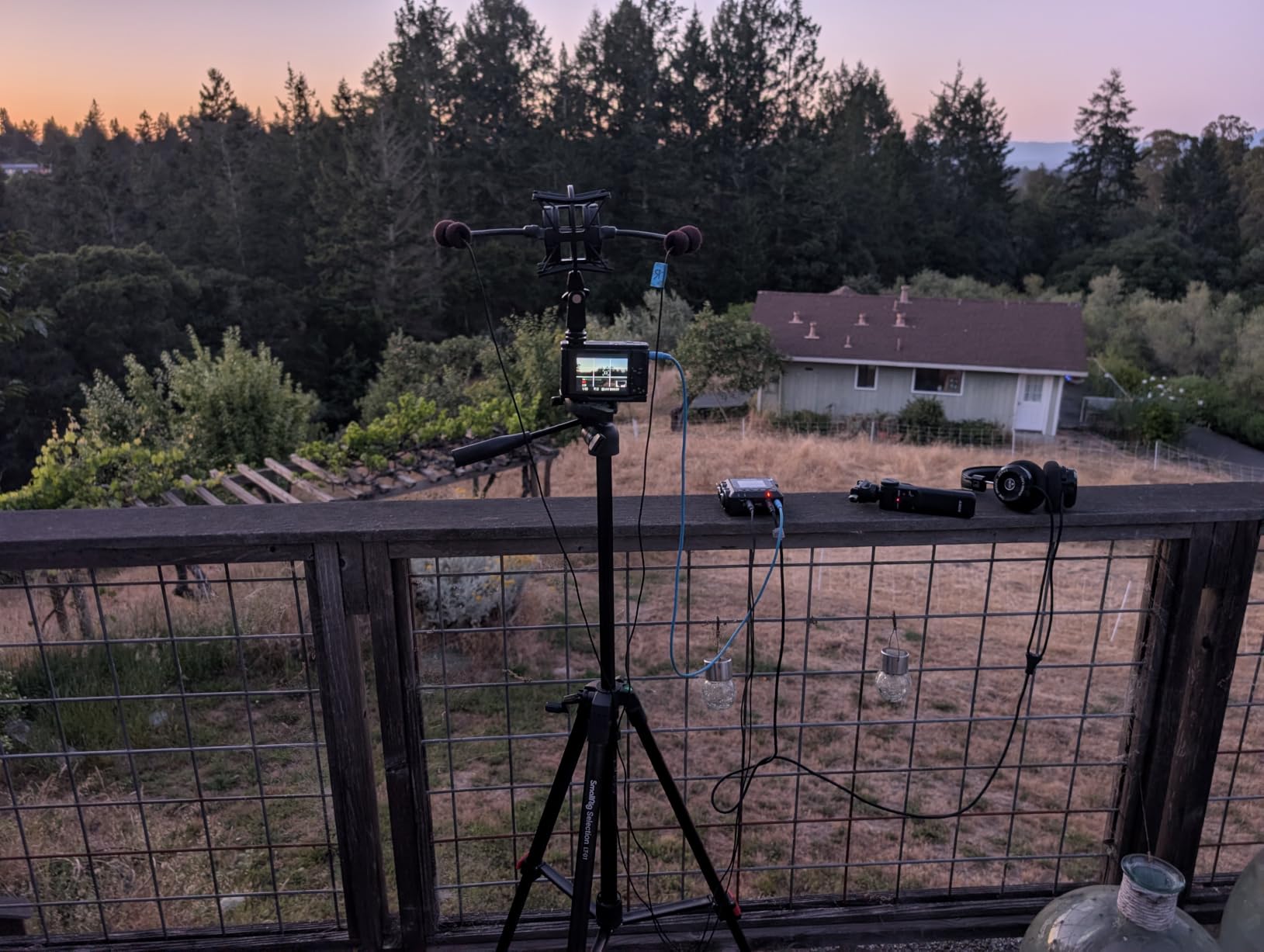 TASCAM FR-AV2 Compact 32-Bit Float Field Recorder and Timecode Generator customer photo 2