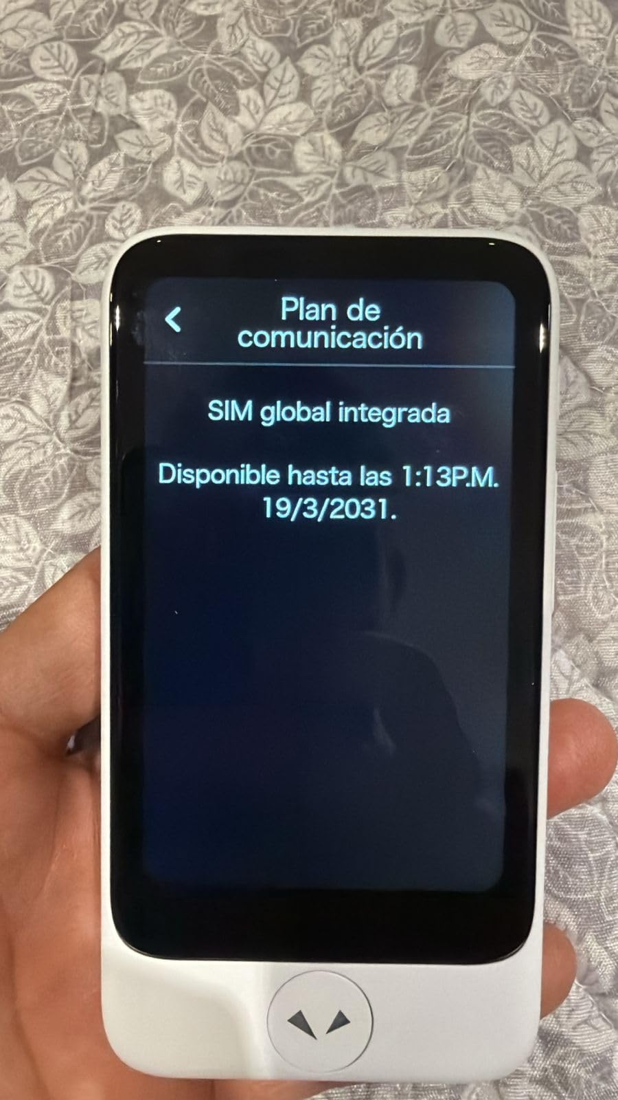 S2 Plus Business eSIM 5 Year White - Voice & Camera Real-Time Translator - 92+ Languages, Extra Large Screen and Battery Life customer photo 2