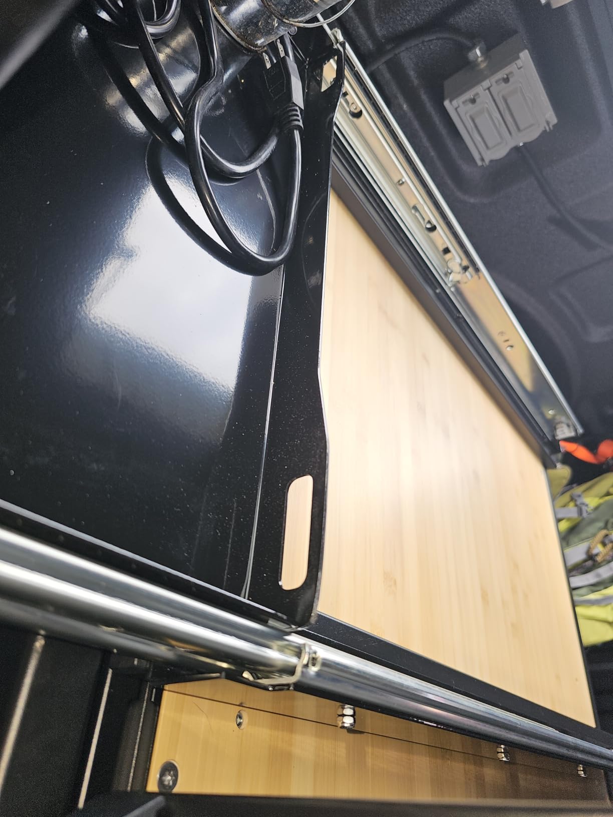 ECOTRIC Fridge Slide 29.3 x 18.7in Compatible with 28 to 65L Fridges/Coolers, Universal Portable Vehicle Refrigerator Freezer Slide Mount, W/4 Buckle Straps, 280 LBS customer photo 2