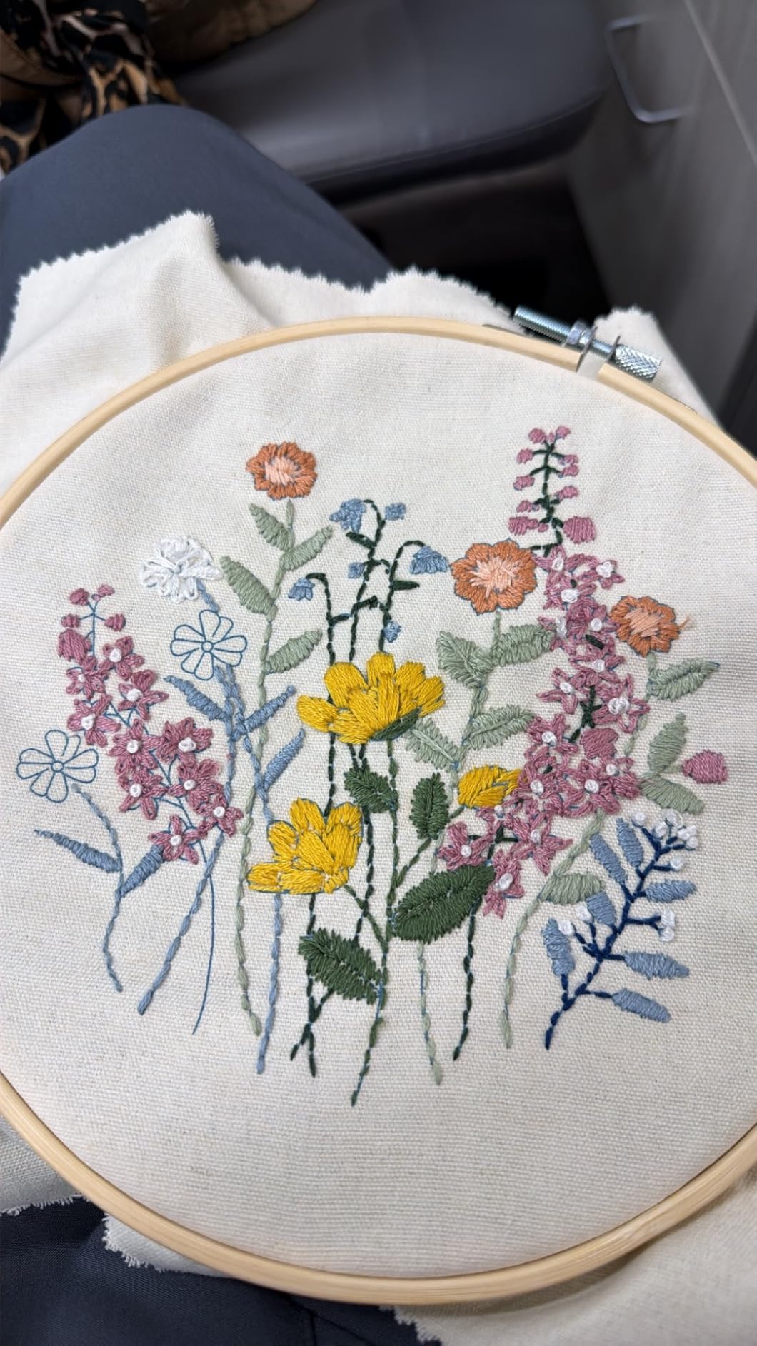 CYANFOUR 5 Pack Beginner Embroidery Kit for Adults with Video & Instruction | Easy to Learn Floral Embroidery Patterns, Includes Multiple Accessories, Gift for Craft Lovers customer photo 2