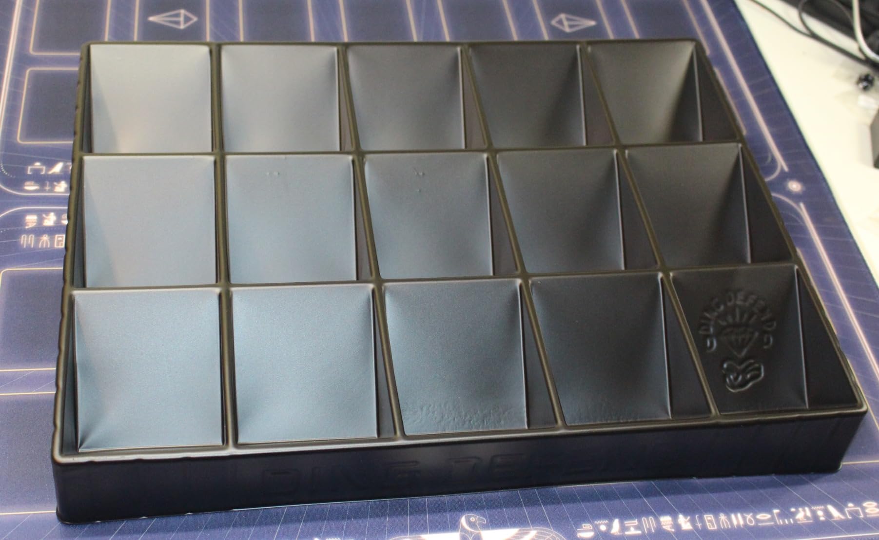 Storage Standard Card Sorting Tray - Stackable Trading Cards Organizer - 15-Compartment Tray Sorter for Organizing Raw, Sleeved or Toploaders - Includes Organization Insert Dividers customer photo 2