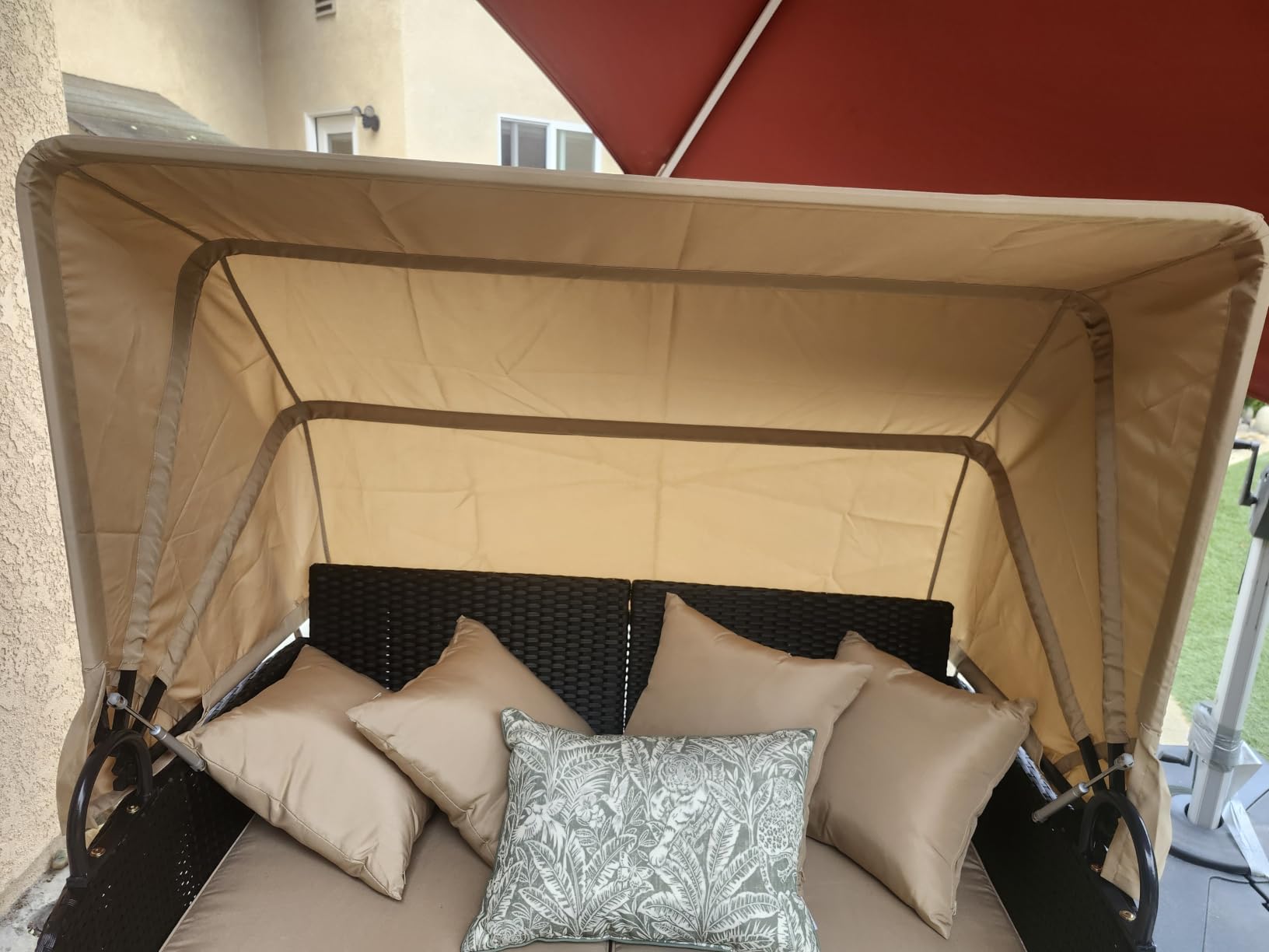 Tangkula Patio Rattan Daybed with Retractable Canopy, Outdoor Wicker Sunbed Lounger with 2 Foldable Side Tables, Thick Seat & Back Cushions, Outside Double Daybed for Garden, Backyard, Porch customer photo 2