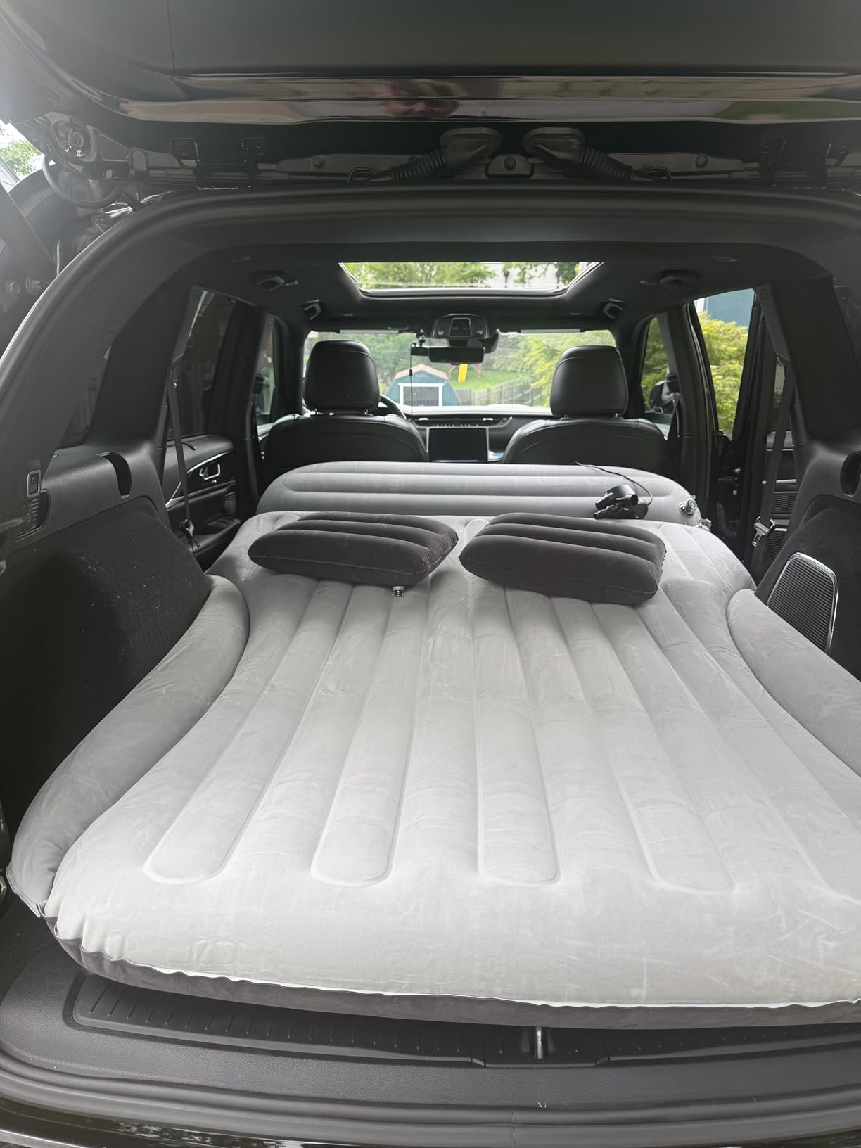 Ciremiv SUV Air Mattress with Pump, Double-Sided Thick Flocked Car Bed | Complete Sleeping Kit Accessories, Ideal for Auto Camping, Outdoor Tent Use and Long-Distance Road Trips (Green+Charcoal) customer photo 2