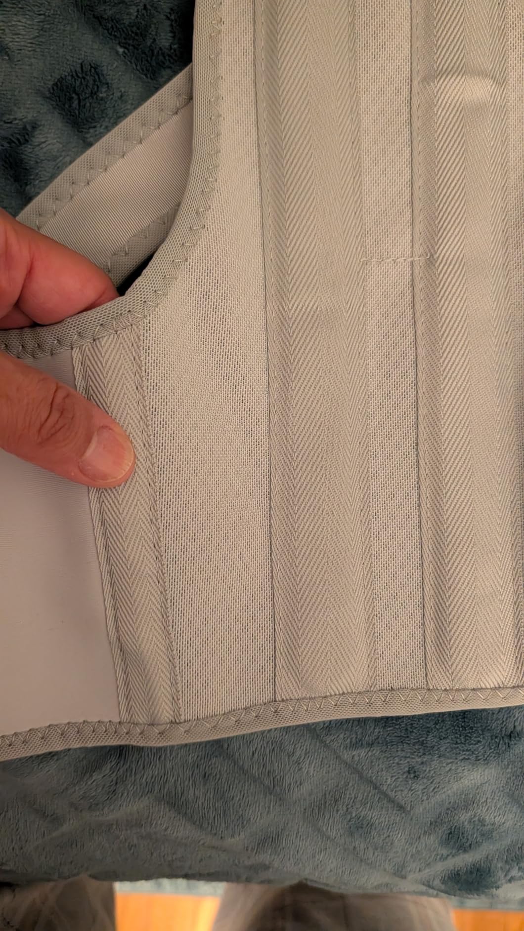 Fit Geno Posture Corrector for Women Lite, Upper Back Brace for Slouching | An Adjustable, Lightweight Design Supports Your Neck, Shoulders, and Upper Back to Help You Sit and Stand Taller customer photo 1