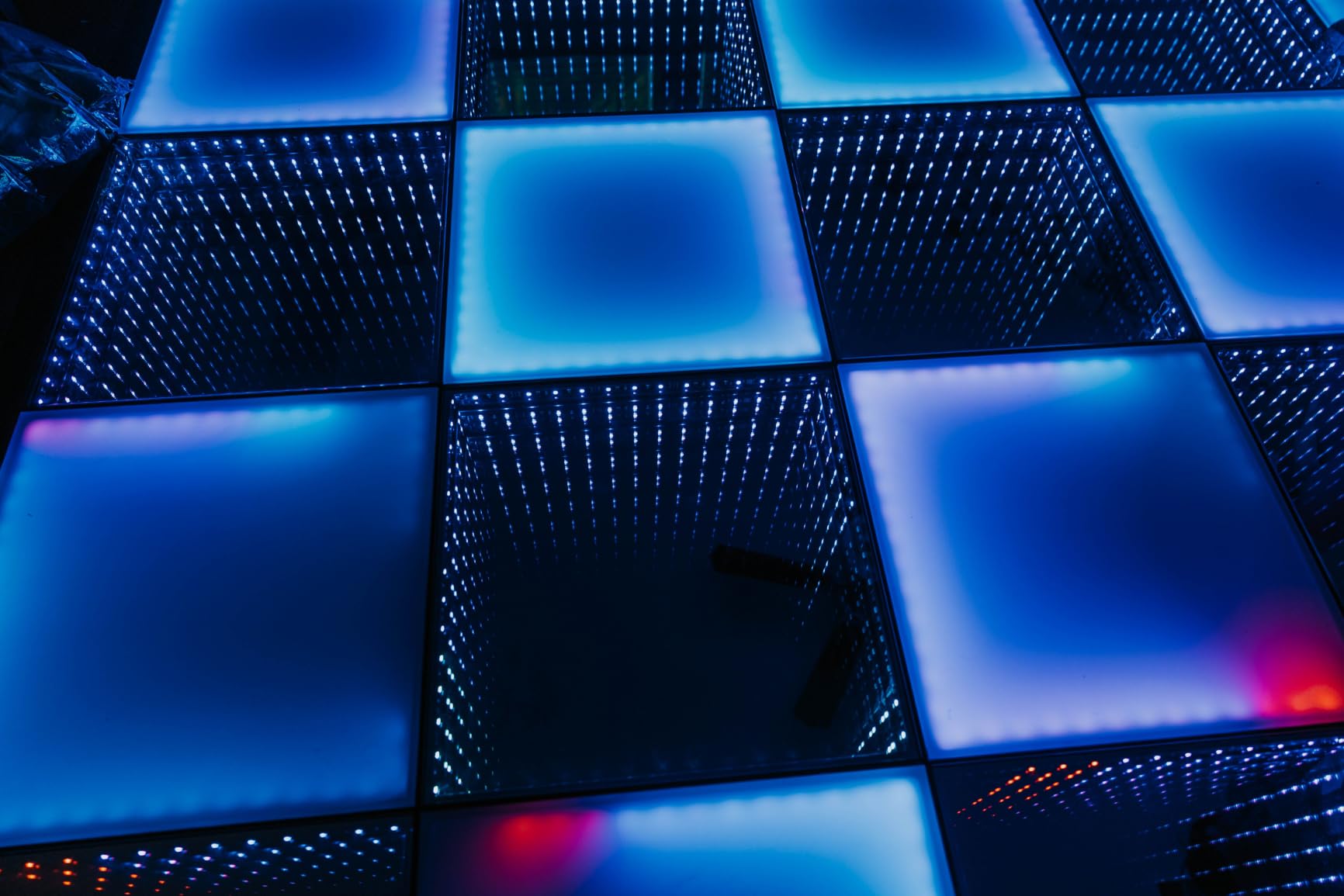 Dance Floor Stage Lights Tempered Glass Infinity Mirror Panel 3D Effect Led Dance Floor for Wedding Party Customizable (3D+RGB-Magnetic, 25PCS(8.2FTX8.2FT)) customer photo 1