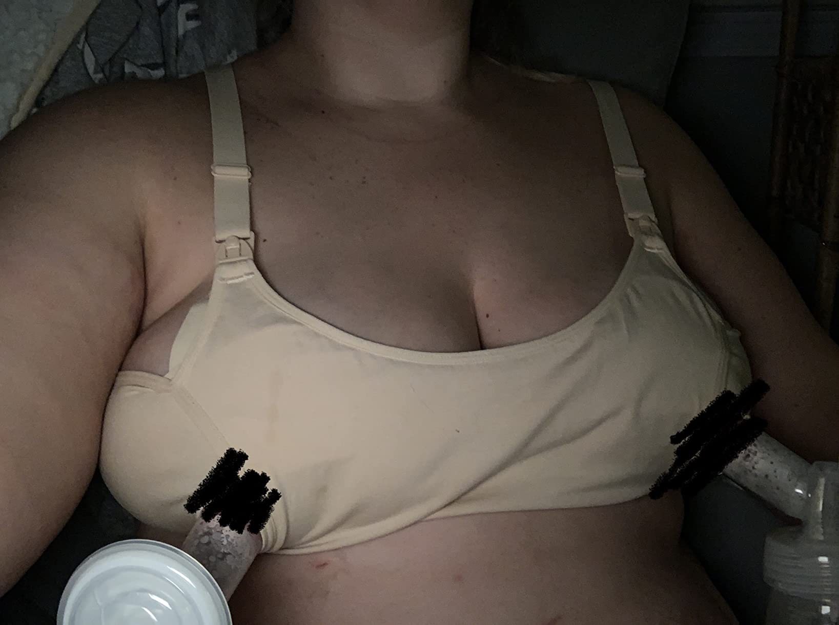 Momcozy Hands-Free Pumping Bra, Breathable Tencel Fabric Breast Pump Bra customer photo 1