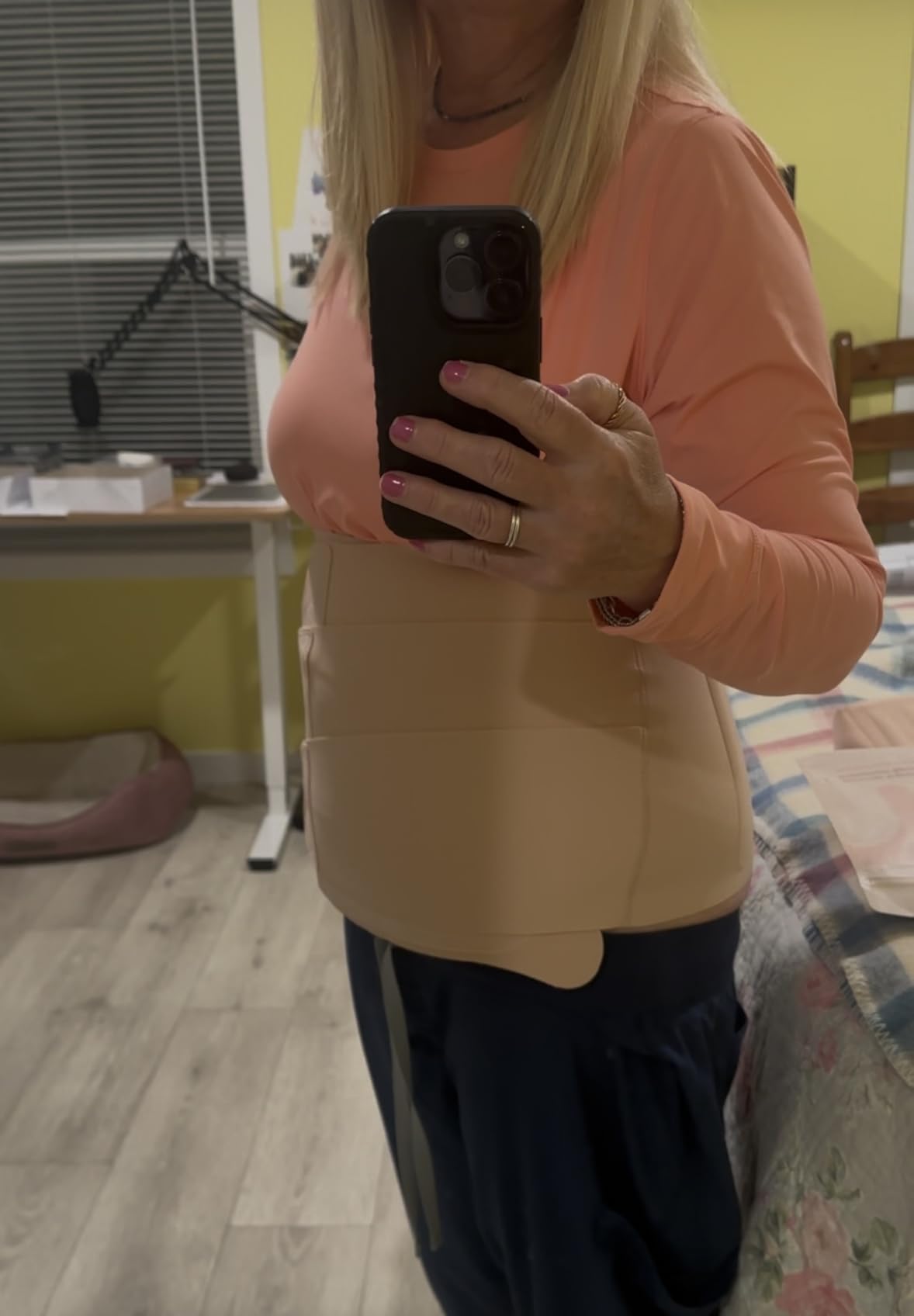 Momcozy Ergowrap Postpartum Belly Band, 3D Lifting & Ergonomic Back Support | C-Section Abdominal Binder with Gentle Lift, Breathable Comfort, and a Discreet Fit under Clothing for Postpartum Support customer photo 2