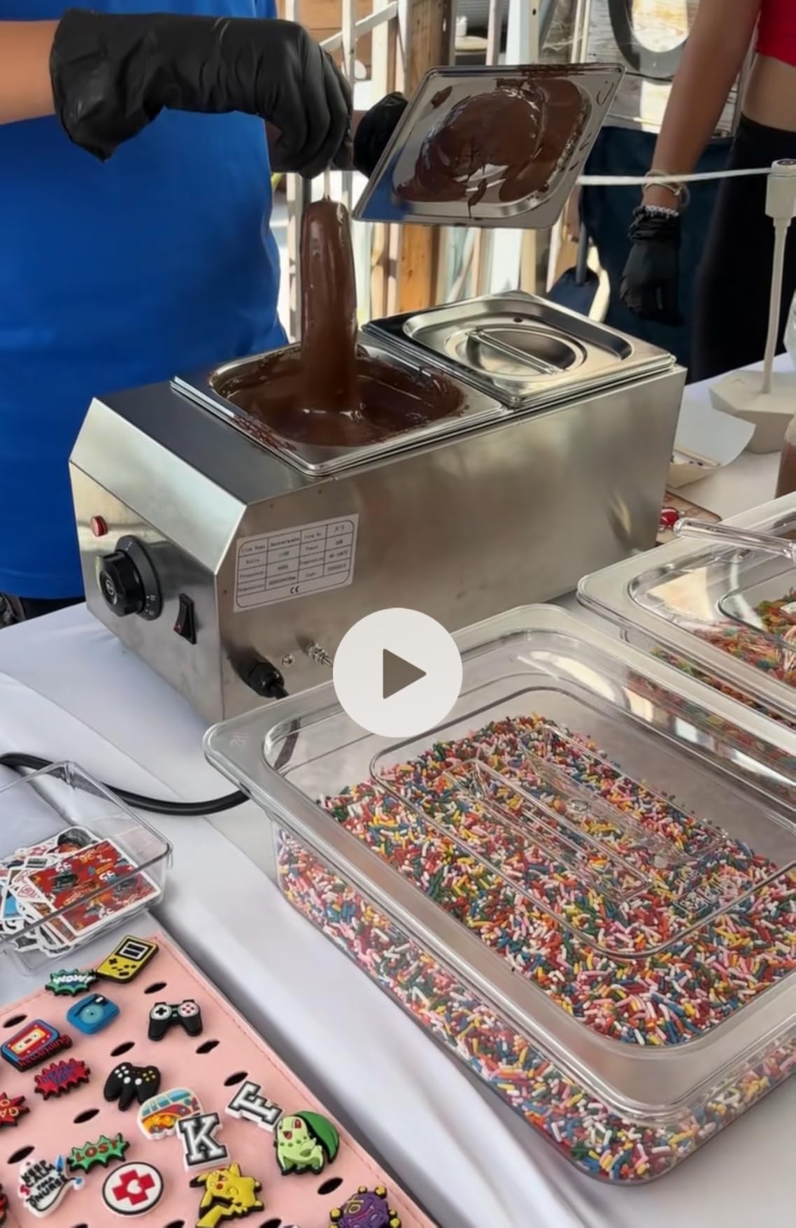 9 Lbs 2 Tanks Chocolate Tempering Machine Chocolate Melter, Chocolate Melting Pot with TEMP Control 86~185℉, 1000W Stainless Steel Electric Commercial Chocolate Warmer and Melter customer photo 1