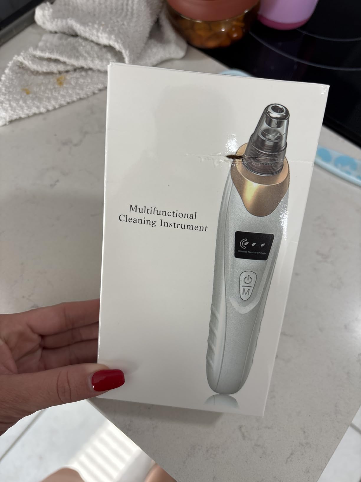 Blackhead Remover Pore Vacuum, Facial Pore Cleaner Blackhead Vacuum (Gold) | 5 Suction Power, 5 Probes, USB Rechargeable Pore Vacuum Tool for Adult customer photo 2