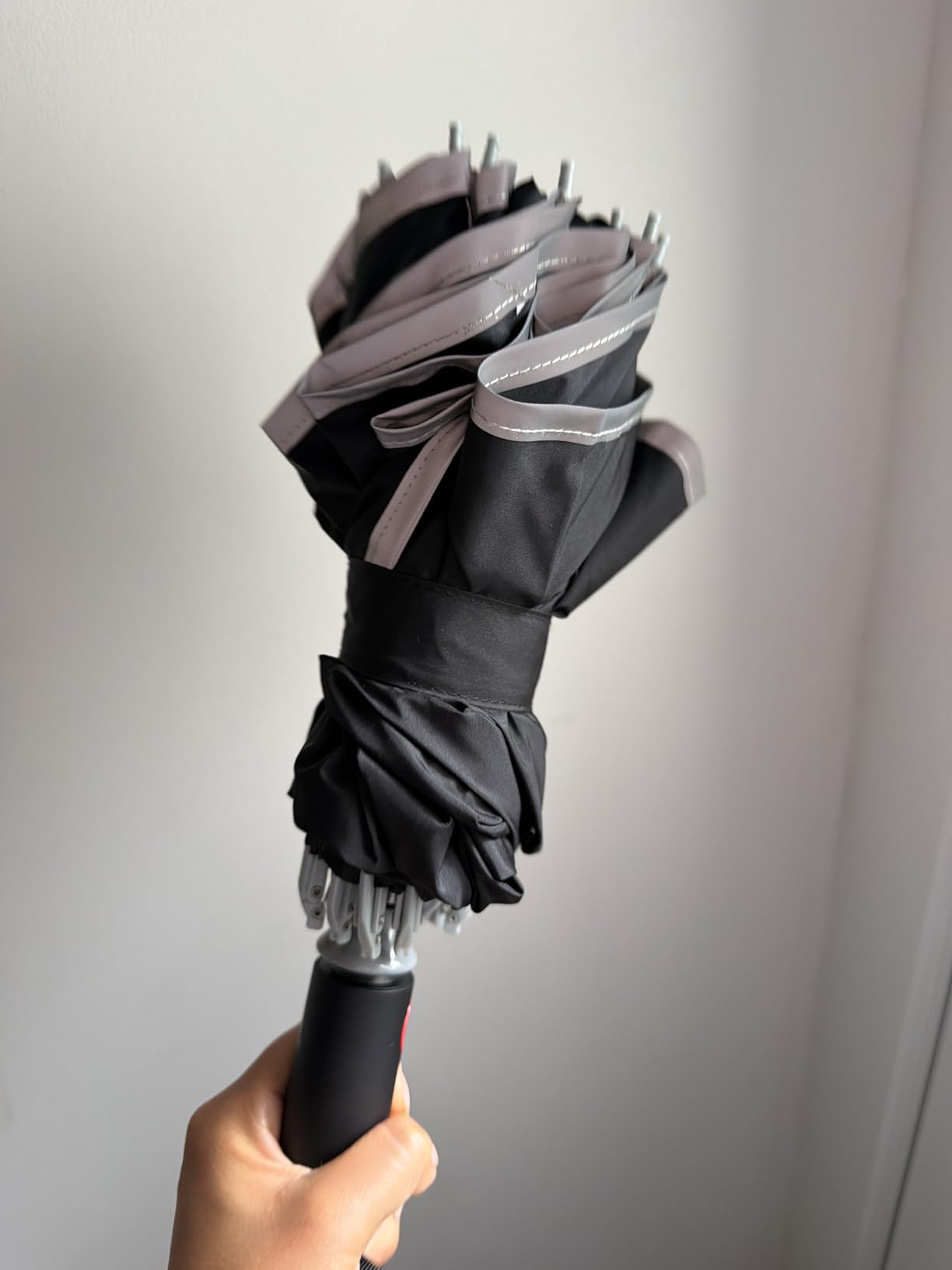 4-in-1 Inverted Travel Umbrella Compact, Automatic Large Umbrellas for Rain & Sun, Portable Windproof Umbrella for Backpack, Reverse Folding Umbrella for UV with Reflective Strips,Lightweight customer photo 2