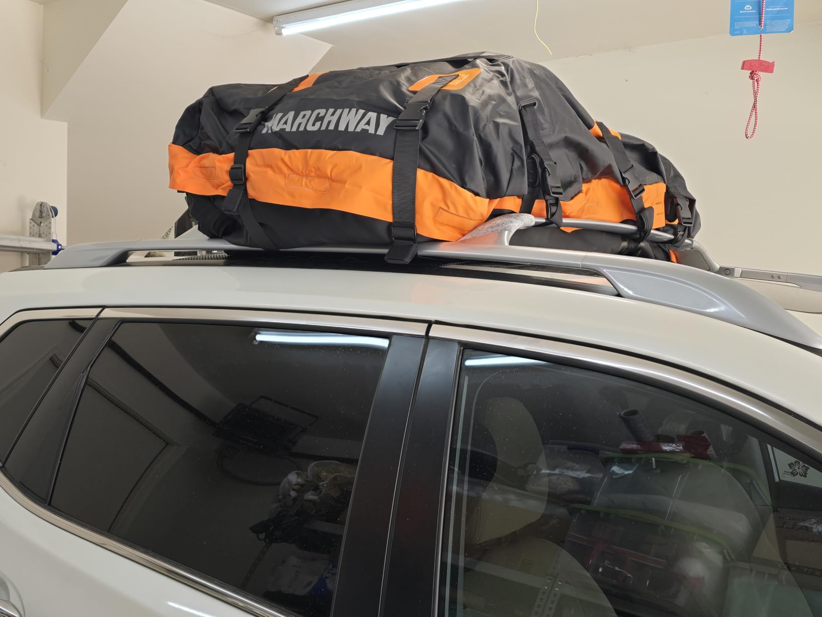 MARCHWAY Waterproof Car Roof Luggage Bag, Weatherproof Soft Shell Rooftop Cargo Carrier Bag for Vehicles with or Without Rack. 6 Door Hooks, Anti Slip Mat, Lock Included (21 Cubic Feet, Black) customer photo 1