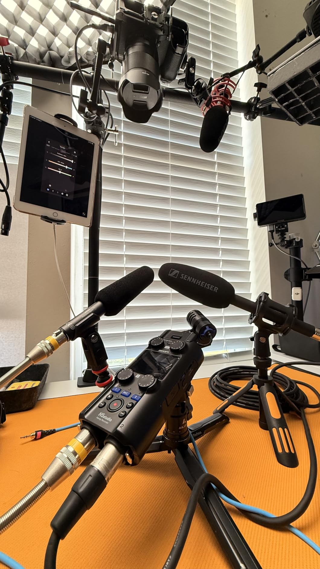 Zoom H5 Studio Handy Recorder for Filmmakers & Musicians | Clip-Free Audio with 32-Bit Float, 6 Tracks, F-Series Preamps, Large Stereo Mics, 2 XLR/TRS Inputs customer photo 1