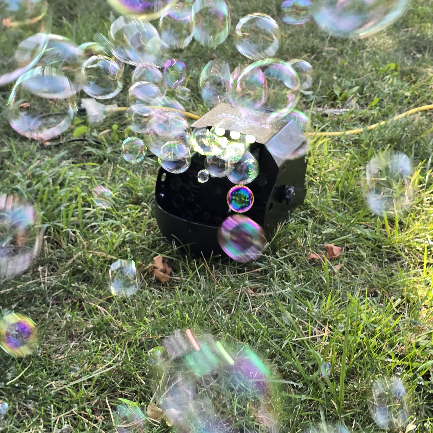 XWSTGEQ Stage Bubble Machine with Lights, Wireless Remote - Perfect for Weddings, Commercial Performances, Parties, and Carnivals customer photo 1