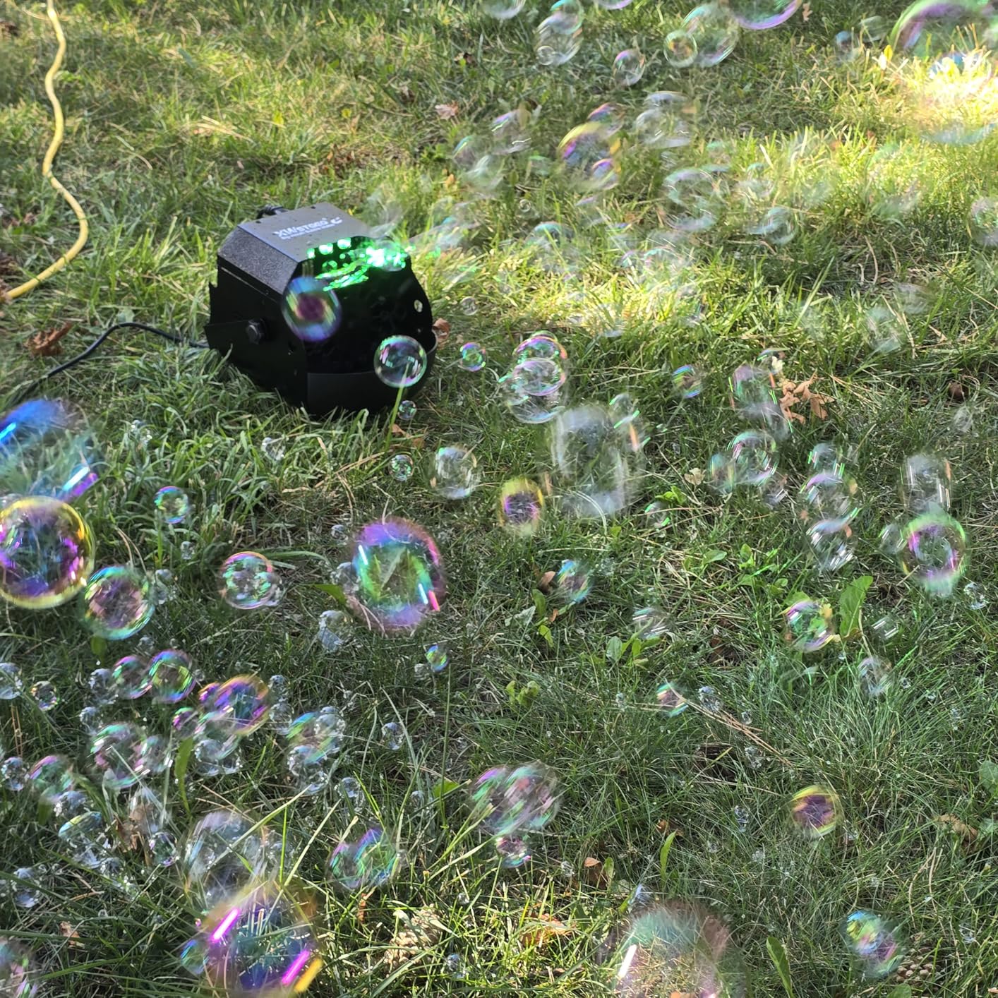 XWSTGEQ Stage Bubble Machine with Lights, Wireless Remote - Perfect for Weddings, Commercial Performances, Parties, and Carnivals customer photo 2