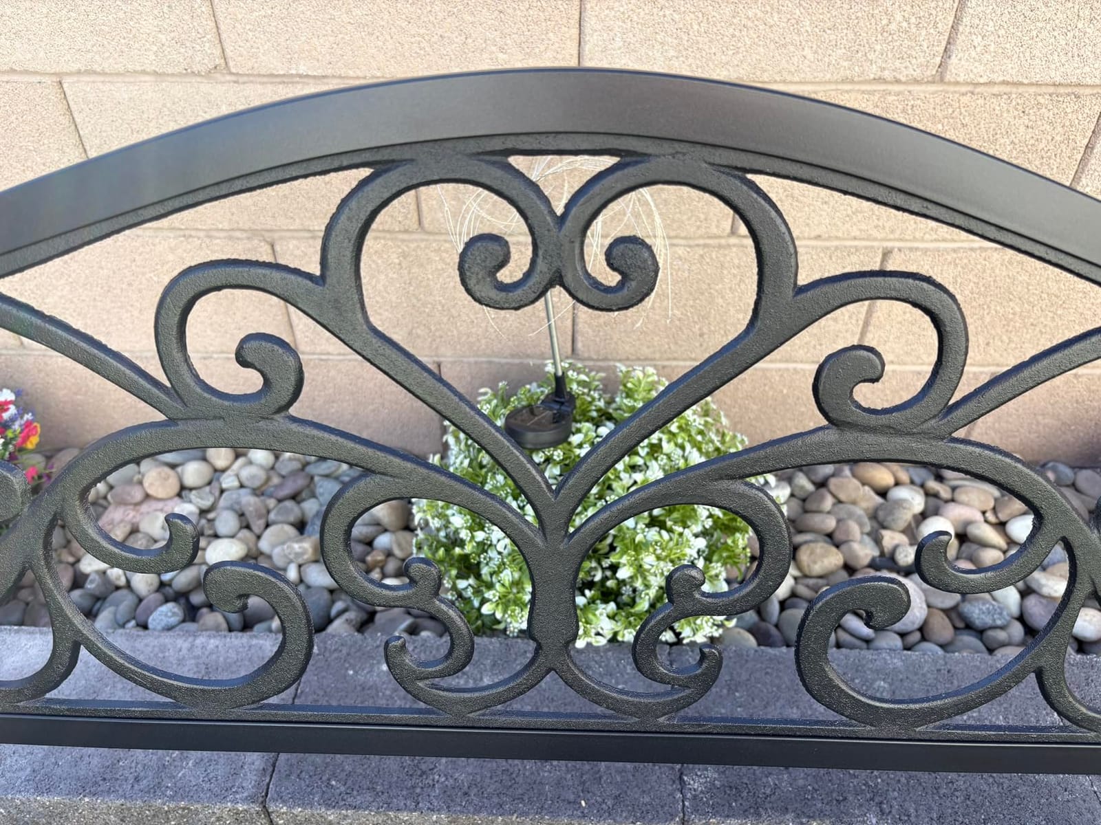 MFSTUDIO 43.7 Inches Cast Iron Outdoor Garden Bench, Floral Backrest, Black, E-Coating Anti-rust Finish, Weatherproof Outdoor Bench for Patio, Porch, Front Door, Park, Up to 550 Lbs for 2 People customer photo 1