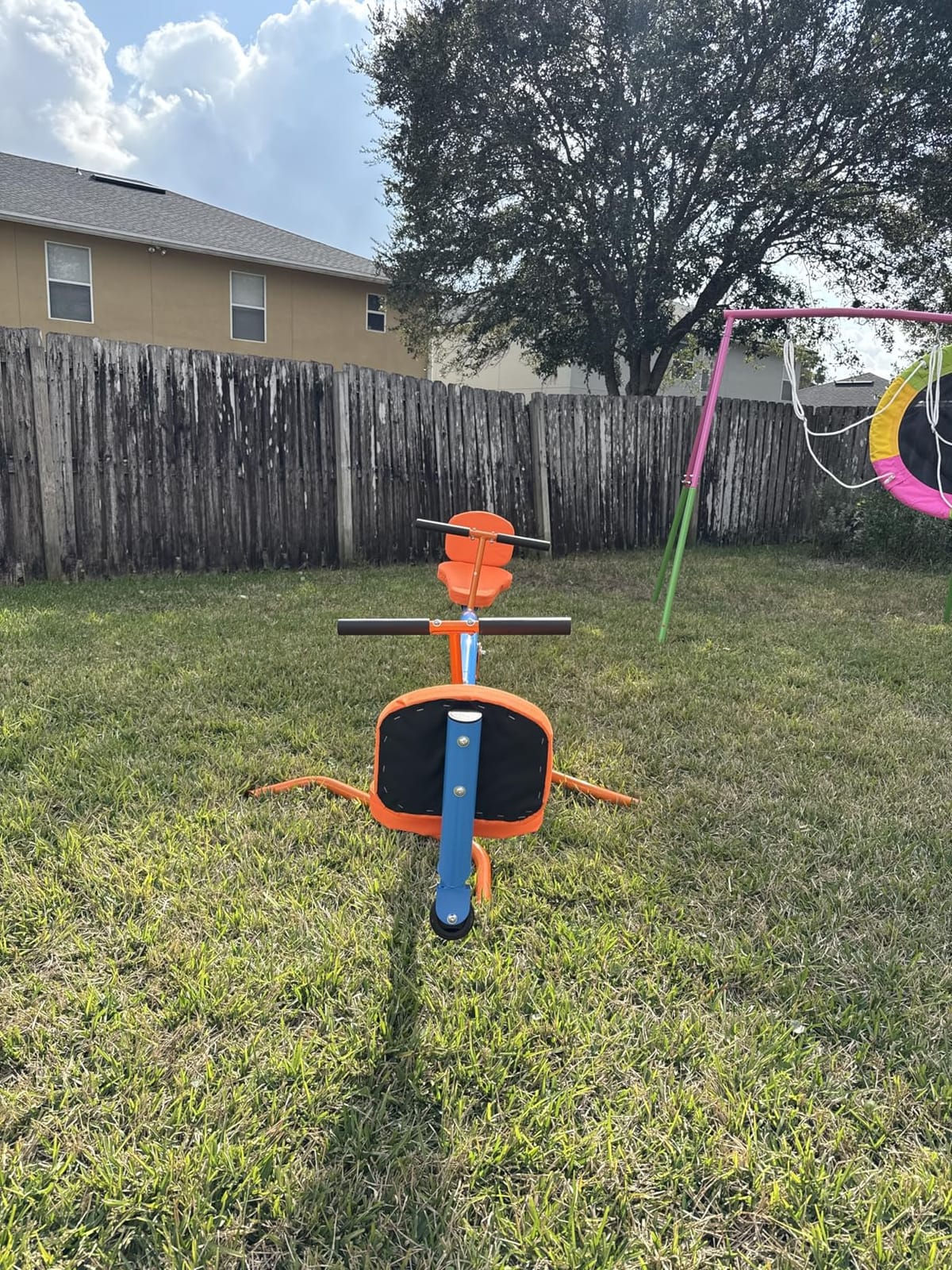 VEVOR Seesaw Teeter Totter for Kids, 110 lbs Load Capacity per Seat, Sit and Spin Teeter Totter with 4-prong Support Legs, Playground Equipment with Swiveling 360 Degrees Rotating for Aged 3+, 4 Seats customer photo 2