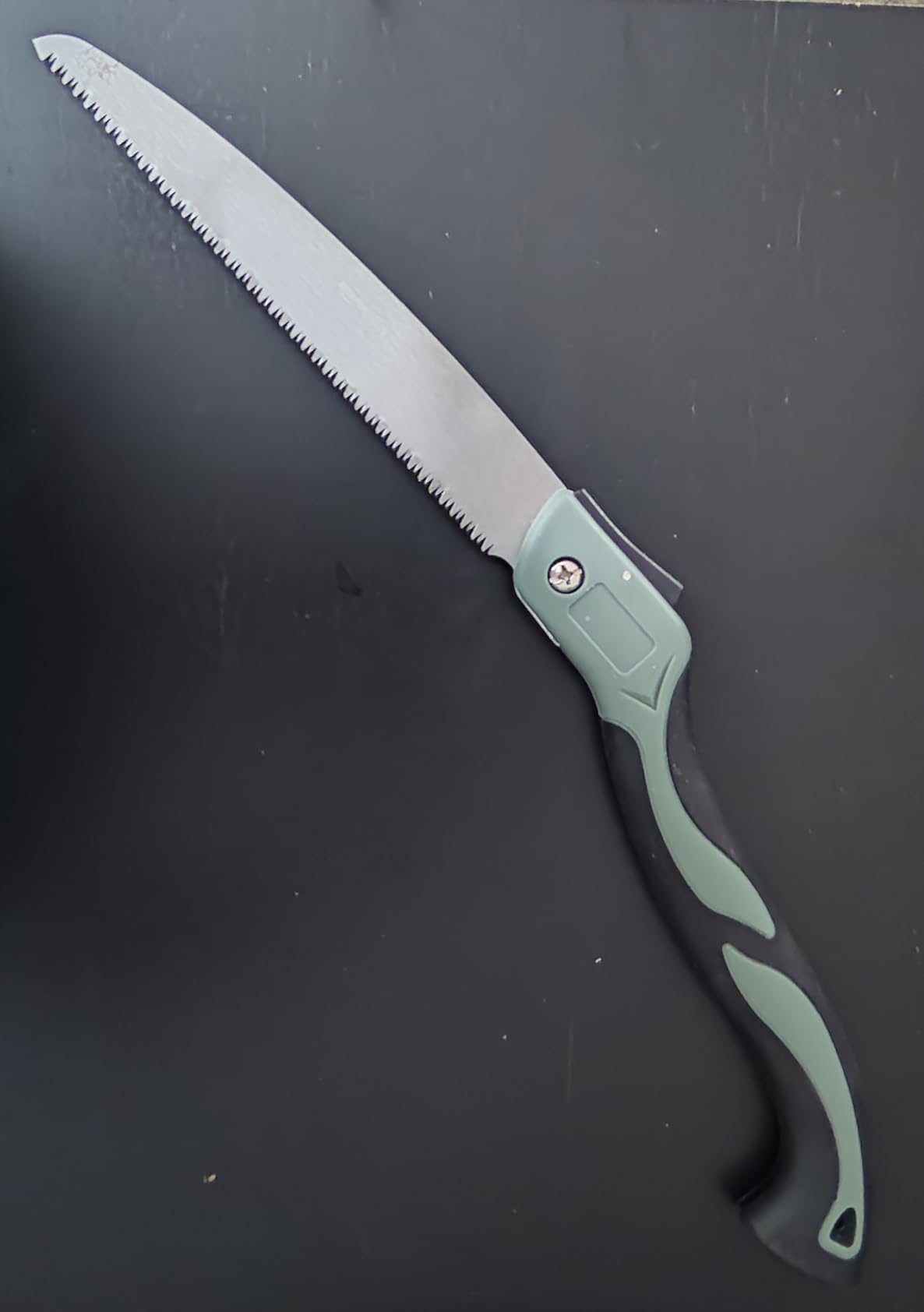 Amazon Basics Pruning Saw with 3-Sided Teeth, 10