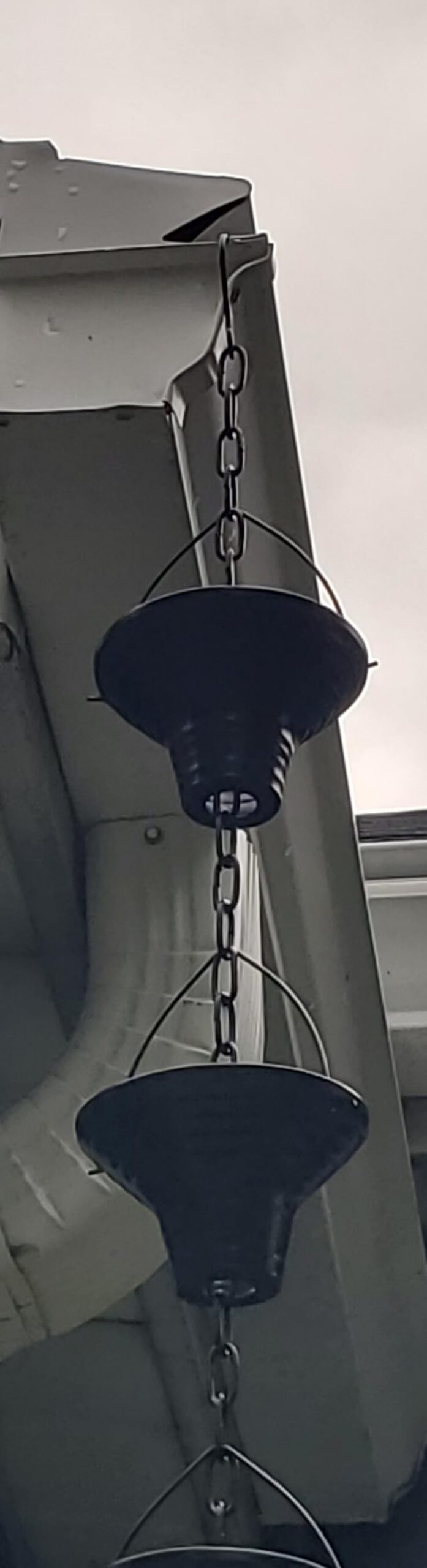 8.8ft Rain Chains for Gutters Outside, Rain Catcher Chain with 6 Metal Cups & Hummingbird Decor, Hanging Rain Gutter Chain Downspout Substitute (Bronze Hummingbird) customer photo 1