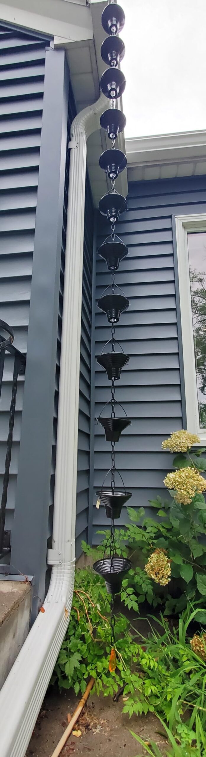 8.8ft Rain Chains for Gutters Outside, Rain Catcher Chain with 6 Metal Cups & Hummingbird Decor, Hanging Rain Gutter Chain Downspout Substitute (Bronze Hummingbird) customer photo 2
