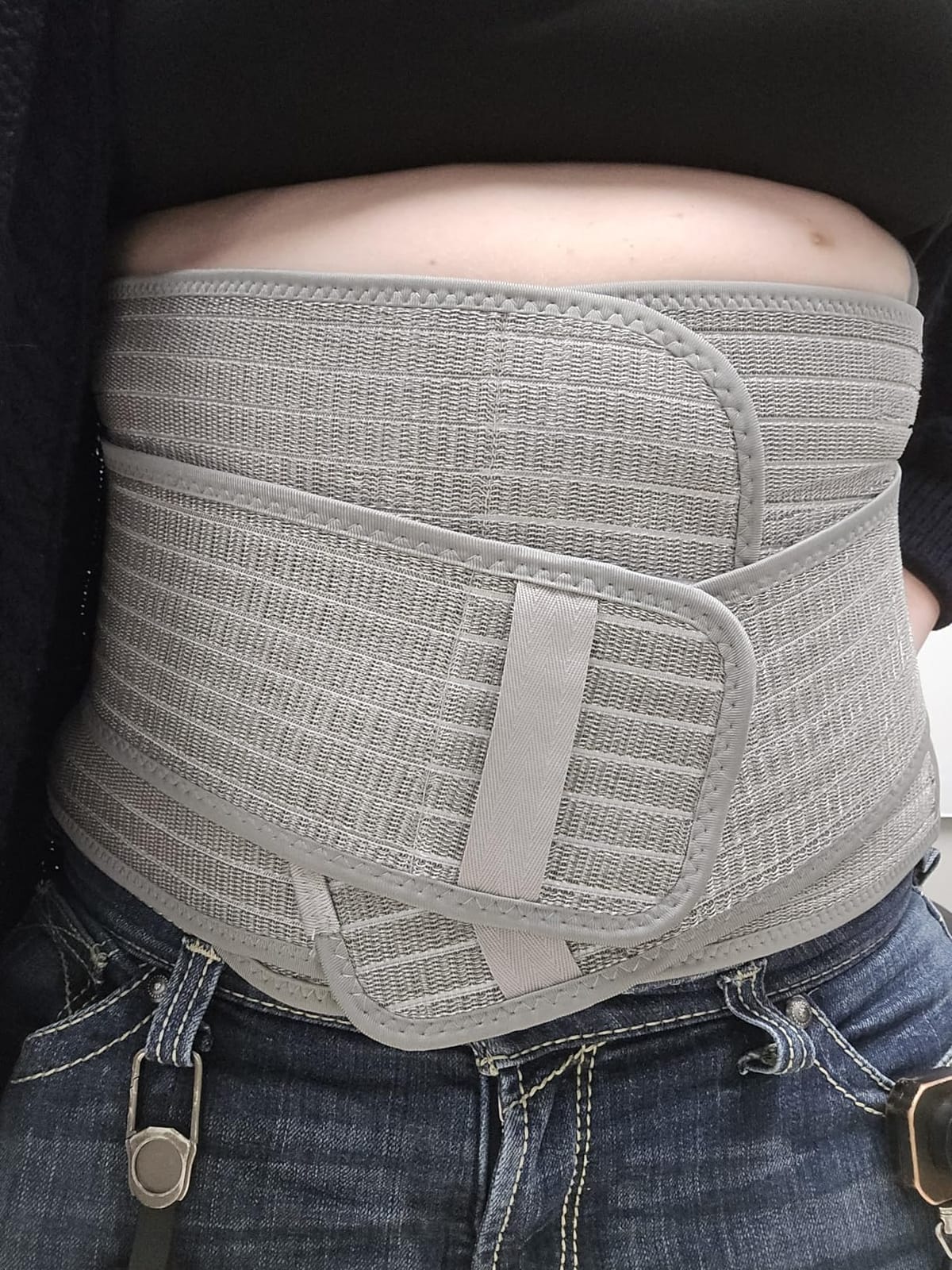 haakaa Postpartum Belly Band, Belly Binder With Back Support, Daily Wear, M | Postpartum Essentials for Natural Delivery and C-Section Recovery, Discreet Under Clothing, Adjustable Fit, Natural Latex customer photo 1