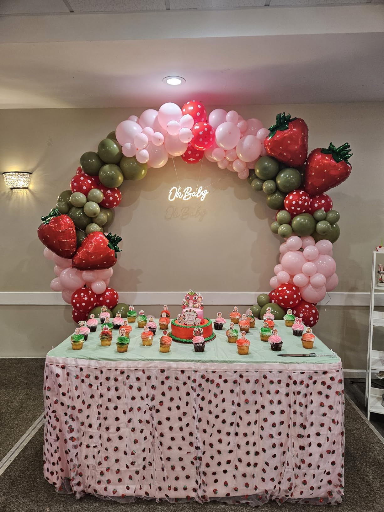 7.2FT Round Balloon Arch Stand,Gold Arch Backdrop Stand for Parties，Metal Circle Wedding Arch Heavy Duty for Ceremony Birthday Party Anniversary Bridal Graduation Decoration customer photo 2