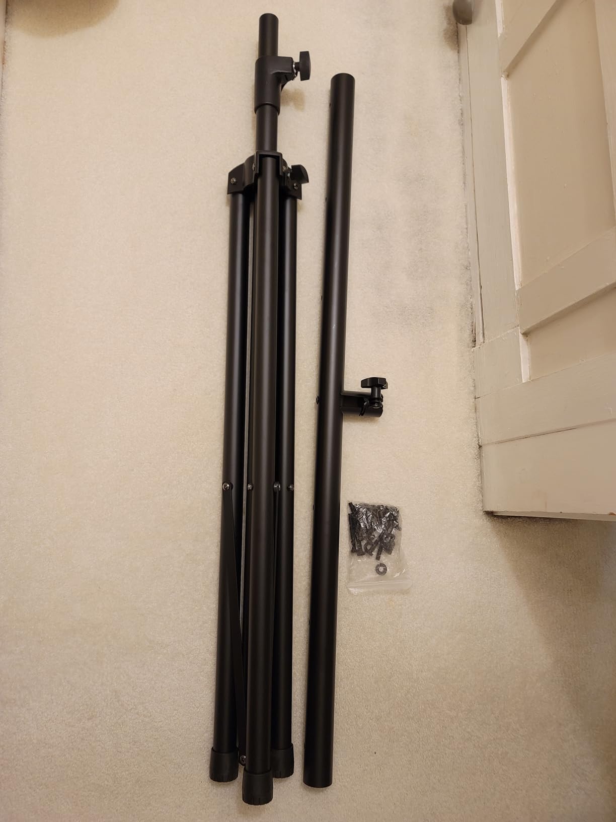 DJ Lights Stand with Round T Bar, Heavy Duty Par Can Tripod for 7 Lights Stage Light Stand Adjustable Height 55-100 Inch customer photo 2