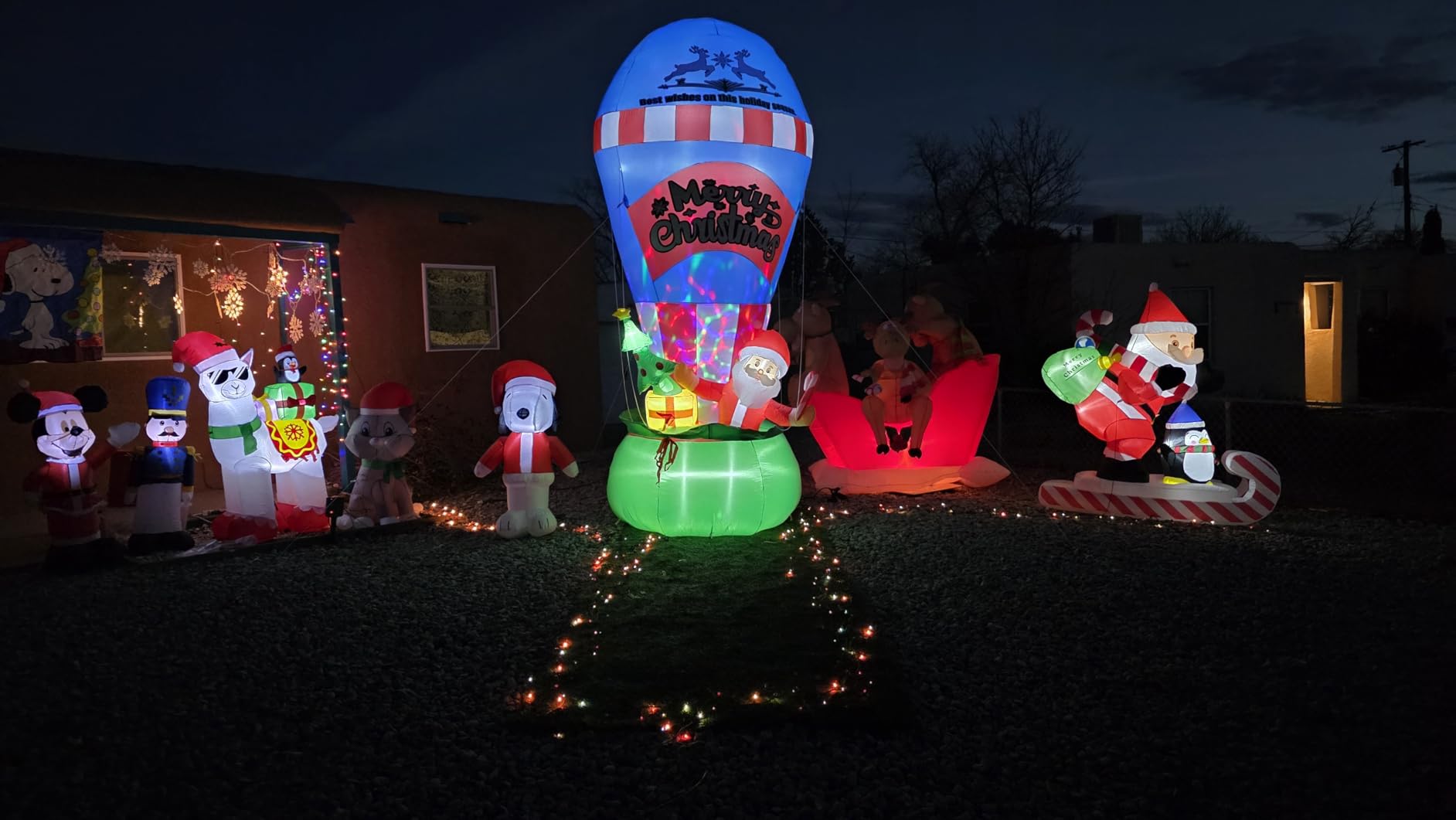 12FT Christmas Outdoor Inflatables - Giant Inflatable Hot Air Balloon Santa with Built-in Colorful Rotating LED Lights Christmas Blow Up Yard Decorations for Garden Lawn Party Xmas Decor customer photo 2