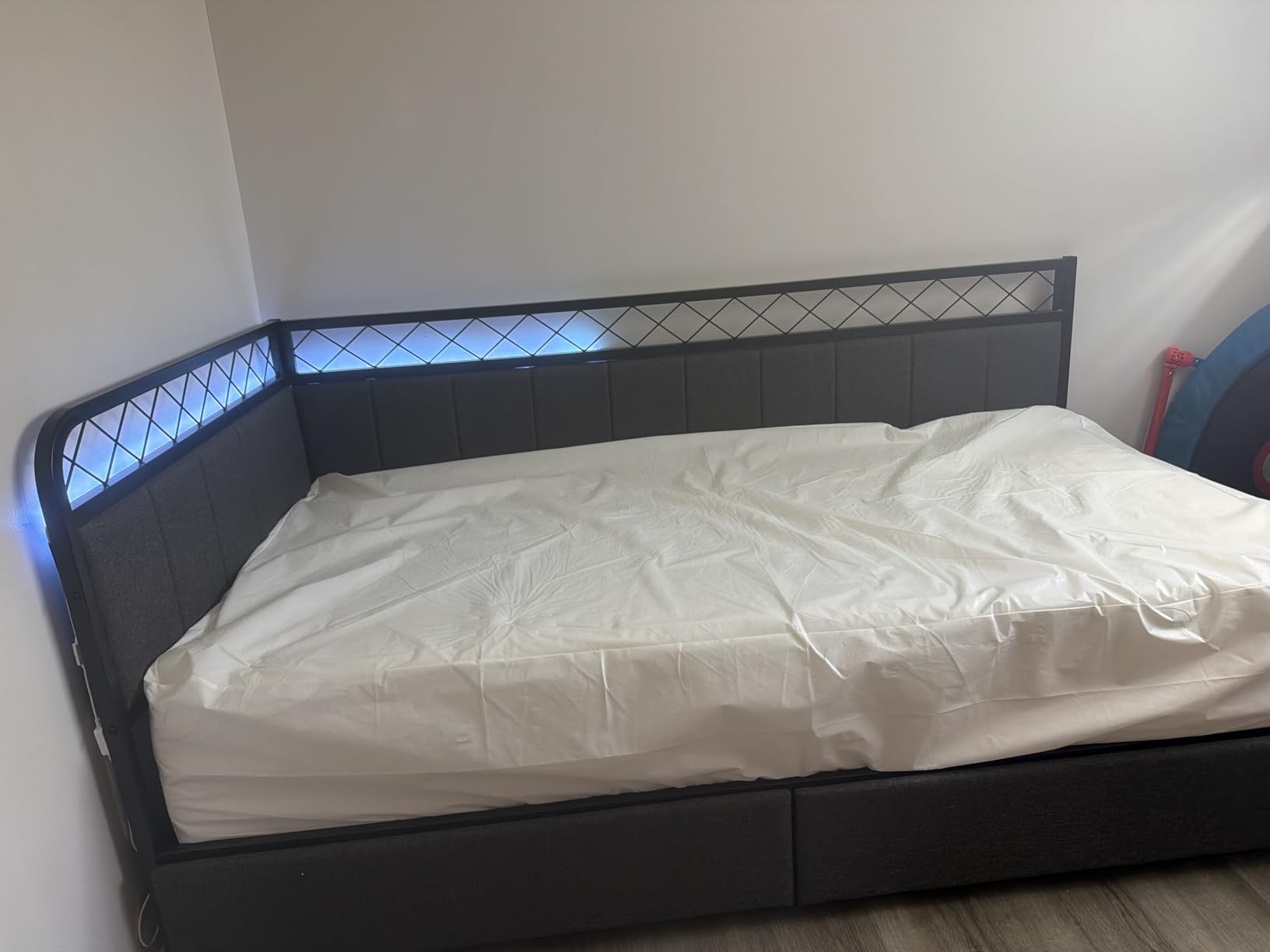 ANCTOR Twin Daybed with 2 Storage Drawers, Corner Bed Frame with LED and Charging Station, Metal Platform Daybed Frame for Living Room, Bedroom and Guest Room, Beige customer photo 1