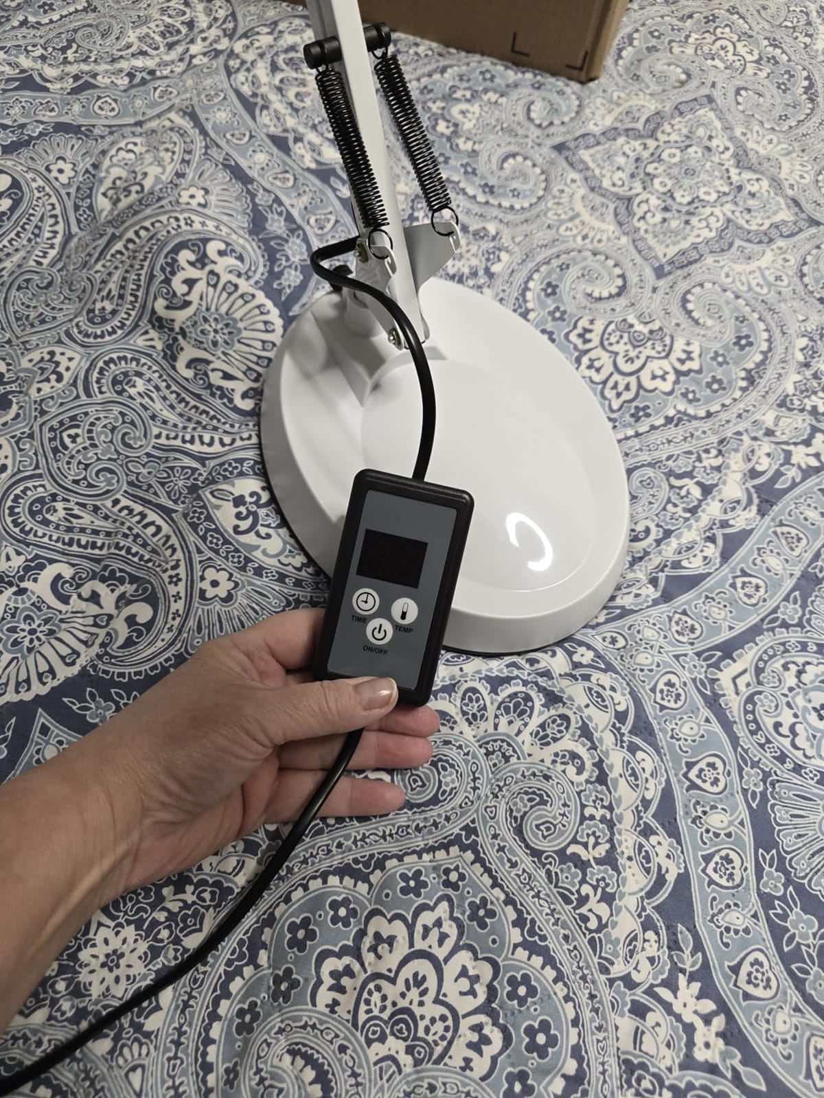 150W Red Light Heating Lamp with Adjustable Stand and Timer | Supports targeted warm heating for various body zones, features 10 heat settings and 5-60 min adjustable timer customer photo 1