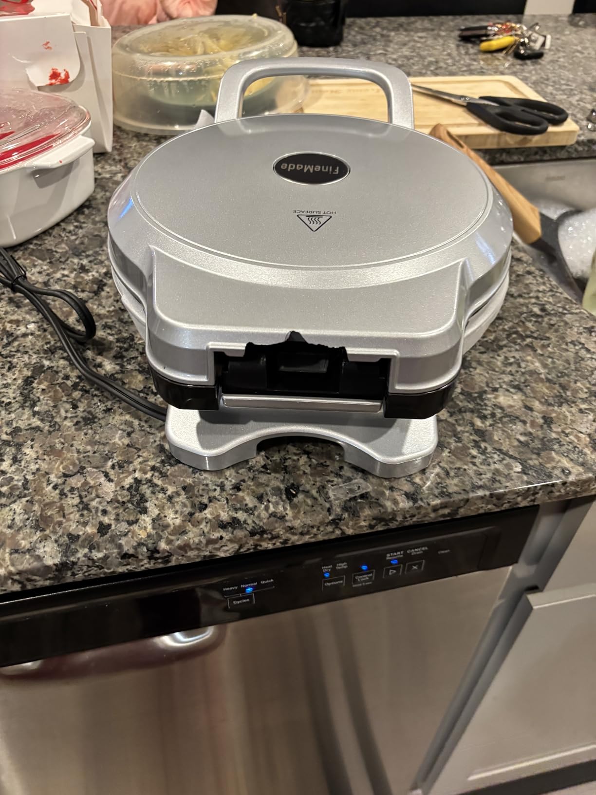FineMade Electric Griddle Nonstick, Multi-Functional Quesadilla Maker 10 Inch, Electric Grill Indoor, Pancake Griddle & Pan, Smokeless Indoor Grill, Silver customer photo 2