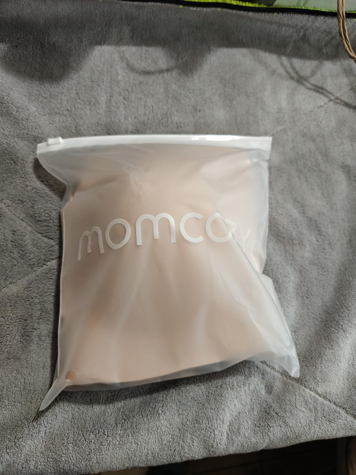 Momcozy 4-in-1 Hands-Free Pumping Bra, Cooling Fabric & Jelly-Strip Support | Nursing & breast pump bra with Q-max 0.24 cooling fabric, seamless wire-free support and flexible fit for all-day wear customer photo 2