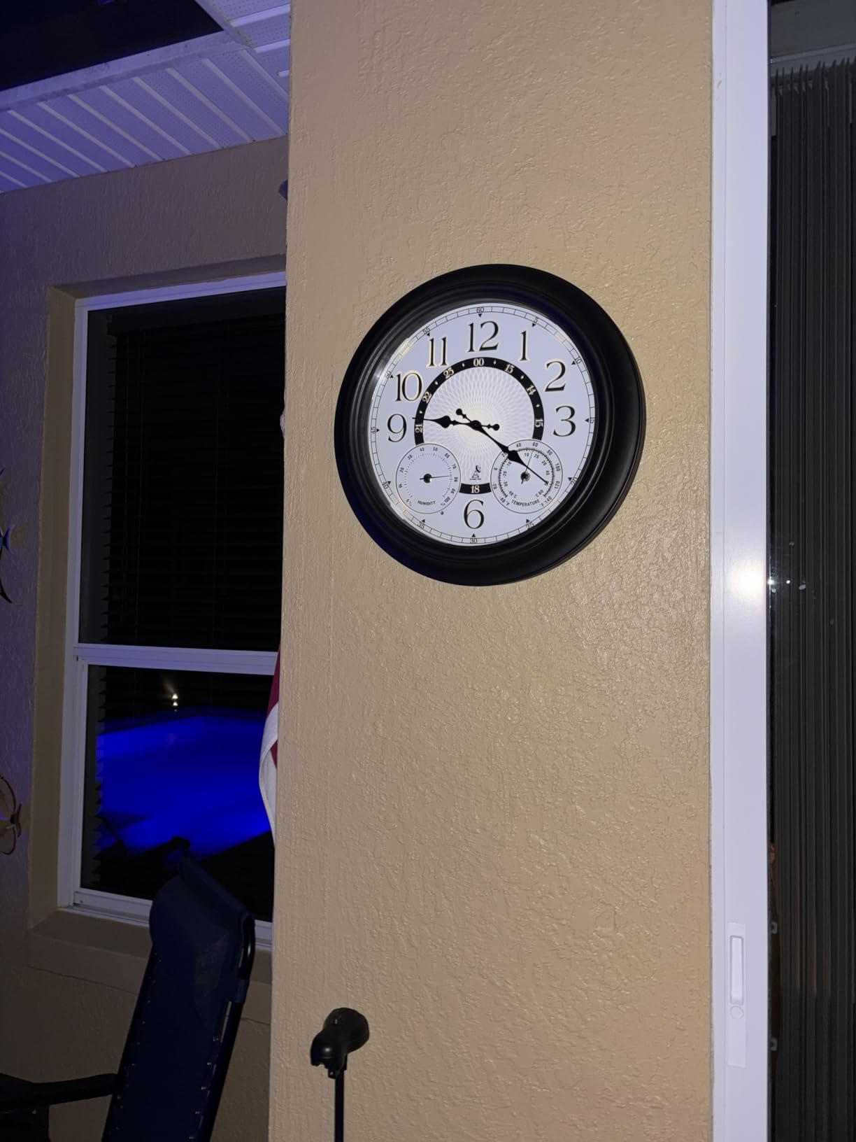 18-Inch Outdoor Wall Clock with Thermometer Hygromete | LED Auto Light Sensor/Outdoor Clock/Waterproof/Large Display/Garden Patio Home Decor/Housing Warming Gifts/Upgrade Blue customer photo 2