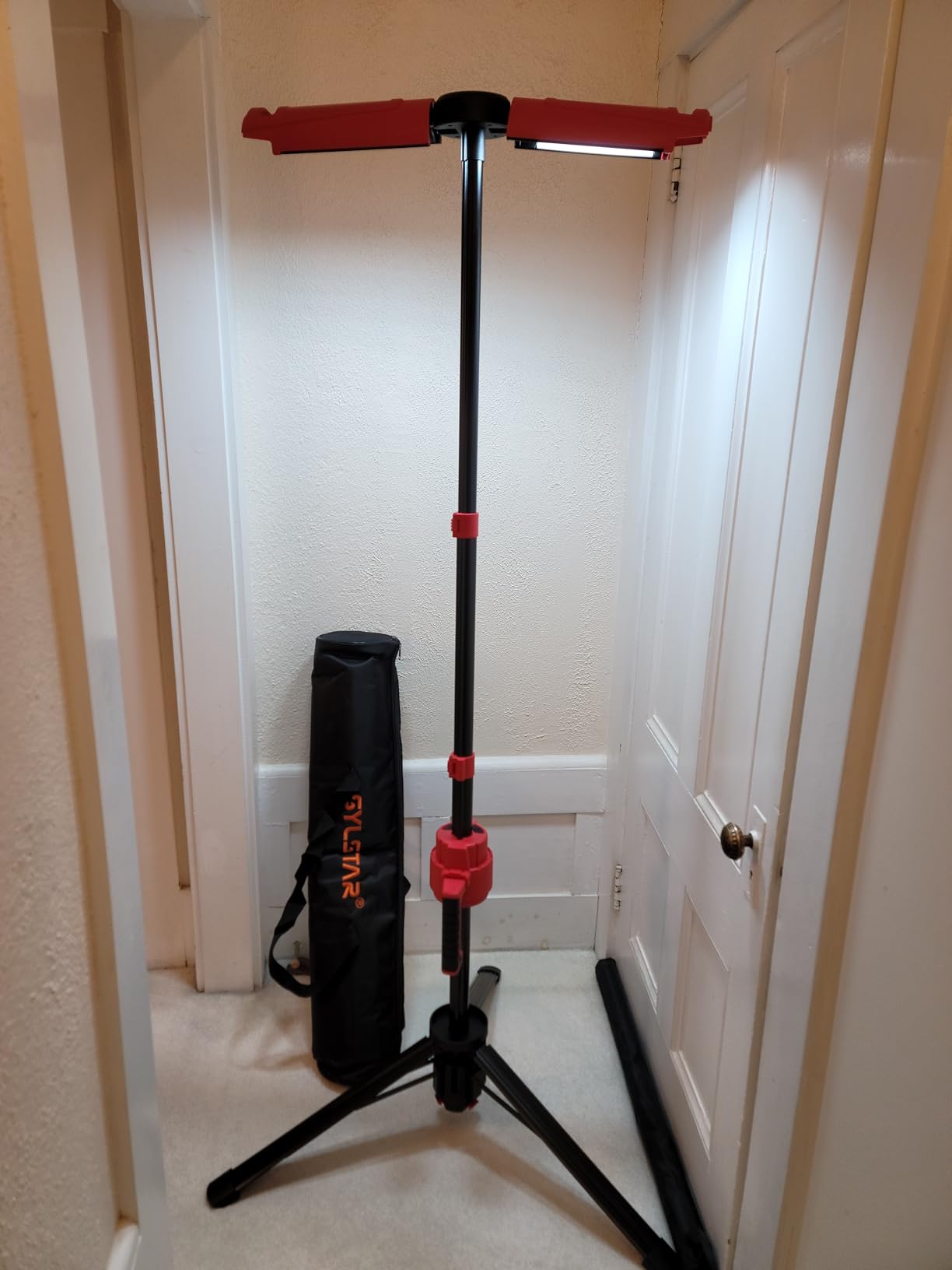 Hybrid Powered LED Work Light with Tripod, 12000 Lumens Corded & Rechargeable Battery Work Light, 7.4ft Aluminum Telescopic Stand, 3 Brightness Levels, IP65, Dual Head, Portable Job Site Light customer photo 2
