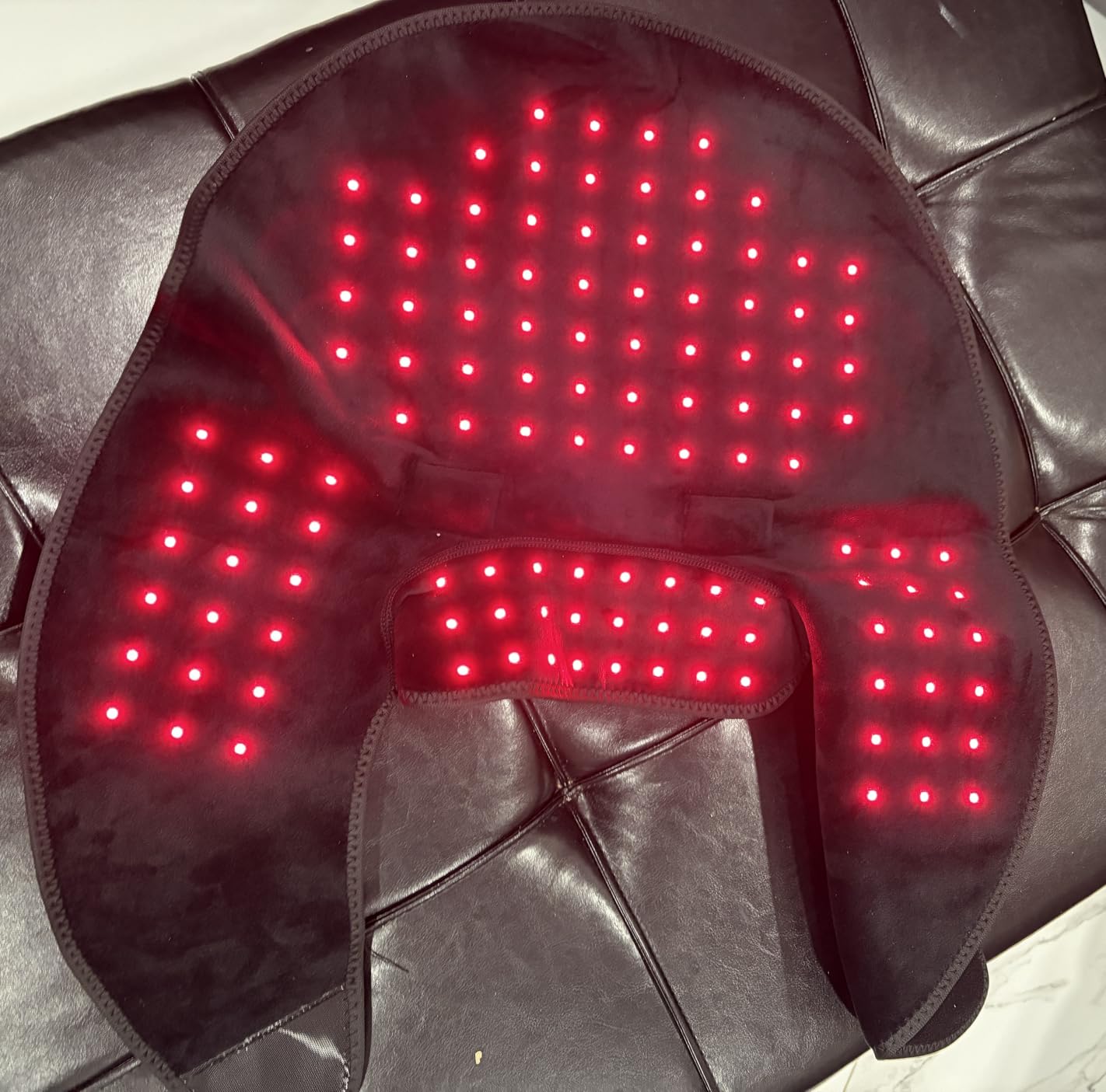 Red Light Therapy for Neck & Shoulders Upper-Back with Vibration, Portable | Cordless 5000mAh Battery 118 Tri-Chip LEDs Near Infrared Red Light Therapy Shoulders Neck Pad Wearable for Upper Back customer photo 2