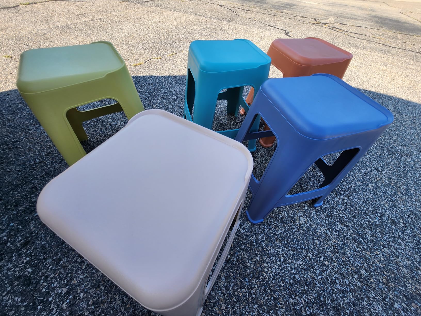 Pipleo 10 Pack Stackable Classroom Stools, 18.8