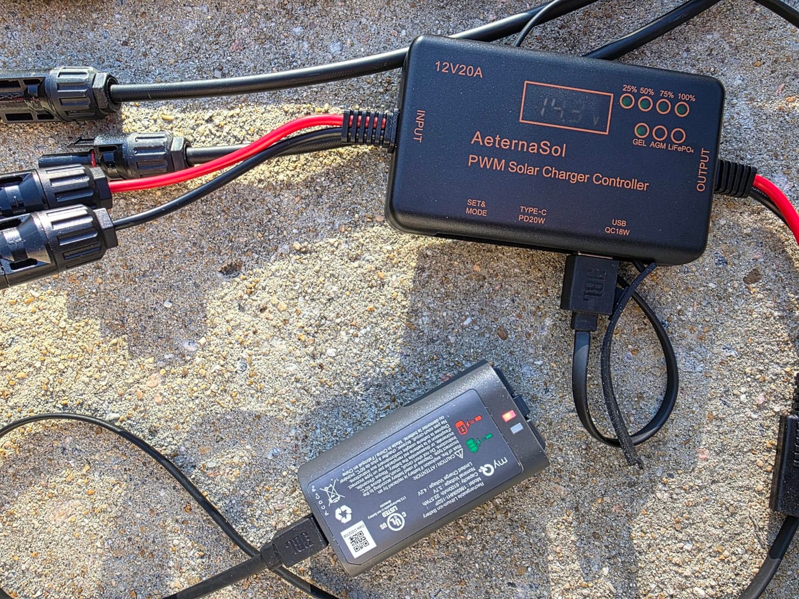 PWM Solar Charge Controller 12V 20A for LiFePO4, AGM, Gel Battery | Type-C PD 20W & USB QC 18W Output, LCD Voltage & Current Display, LED indicators, Zero Idle Drain, Reverse Current Protection customer photo 2