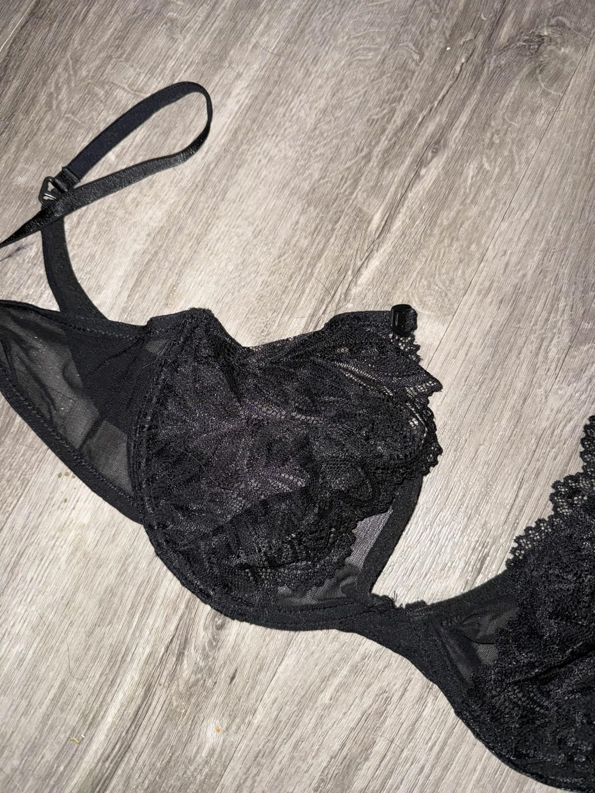 MILK&LACE Petra Nursing Bra - Soft Stretch Lace Maternity Bra with Gentle Underwire, One-Hand Clips & Adjustable Fit customer photo 2
