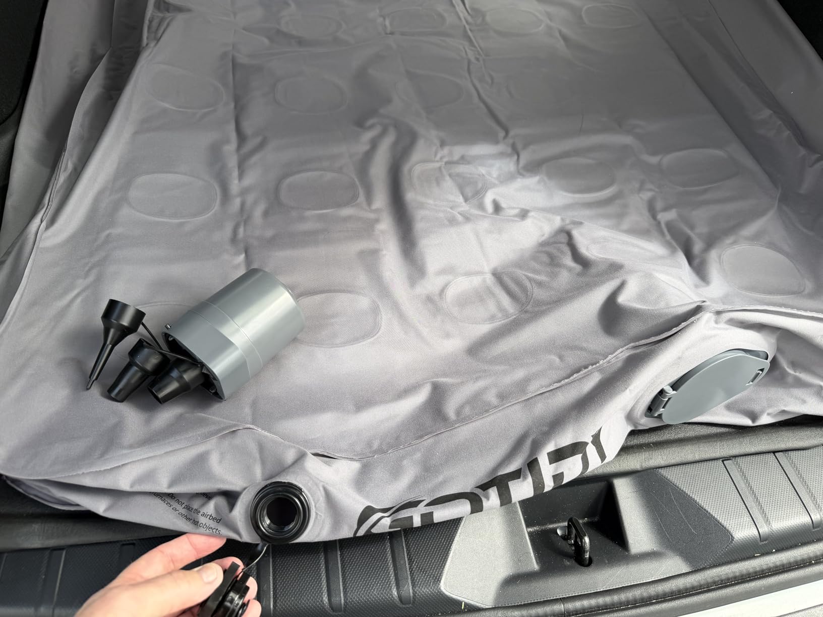 SUV Air Mattress, Comfortable Fabric Texture Car Air Mattress, Customized for Jeep Wrangler JL/JK, Ford Bronco, Subaru Forester, Fit for Large and Mid-Size SUV, Jeep Air Mattress Car Trip customer photo 1